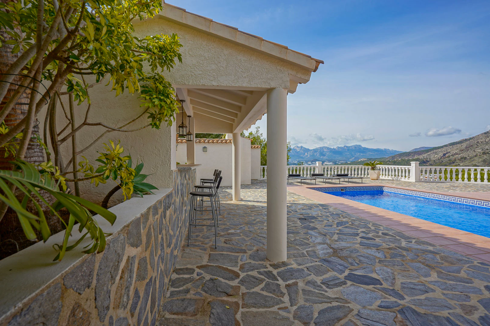 C3XY4484ALT - C3XY4484ALT Belle villa traditionnelle située à Alhama Springs, Altea