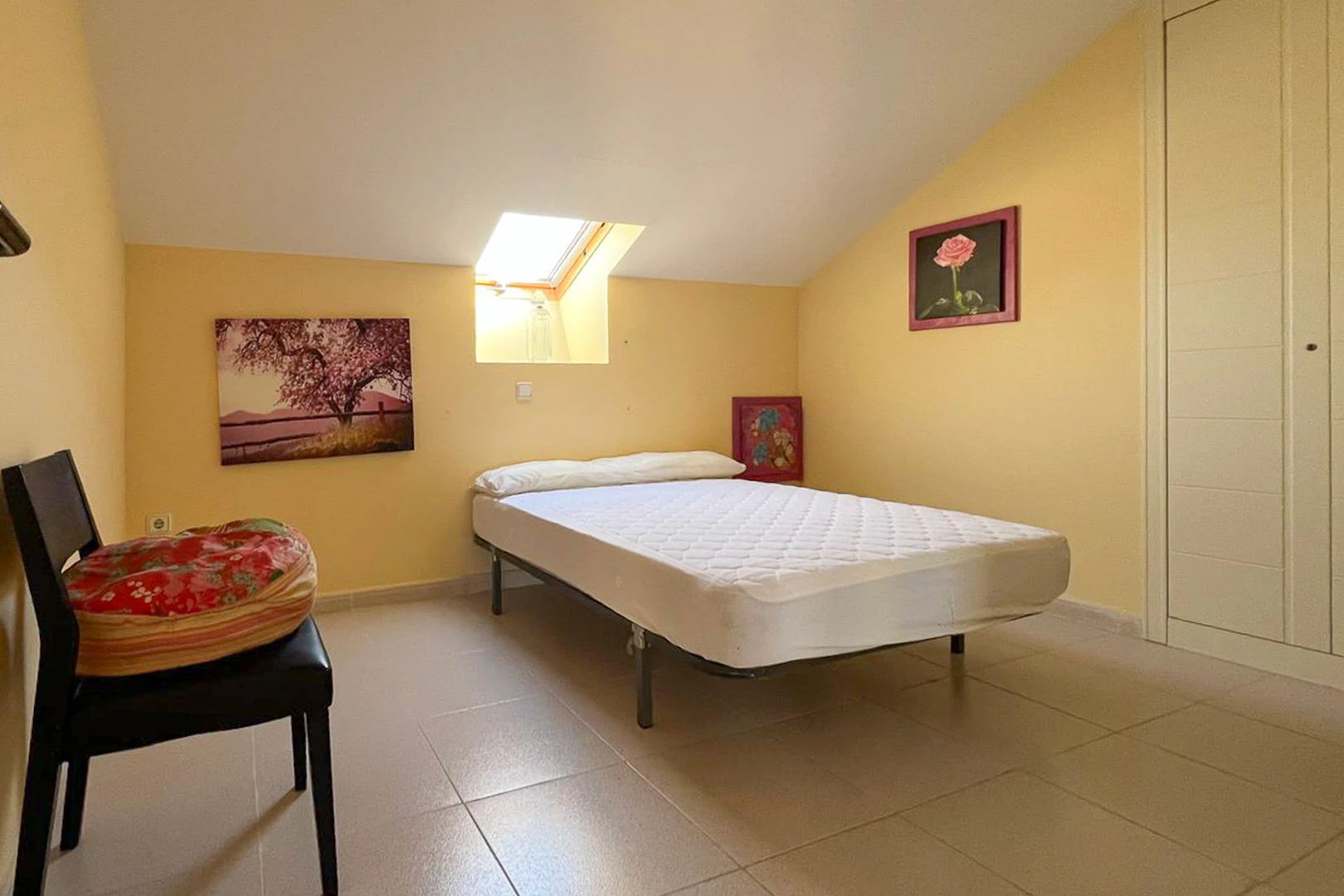 8269DEN - 8269DEN Dúplex ático con terraza y vistas parciales al mar a la venta en Las Marina, Denia.