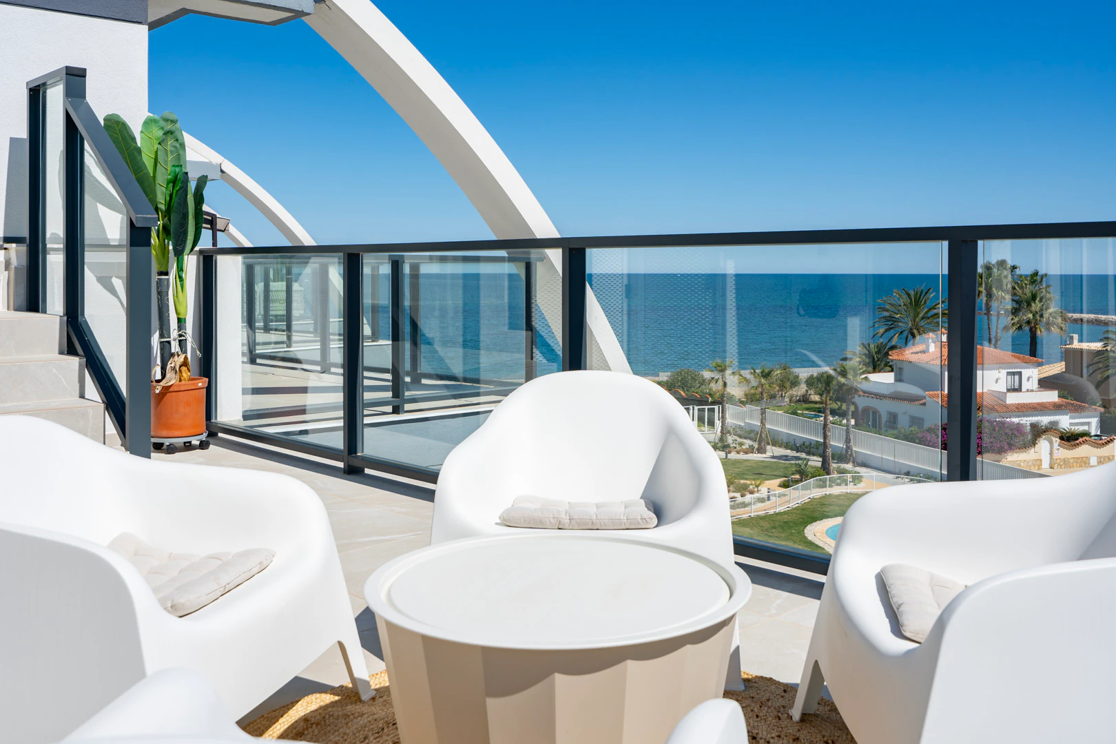 4502DEN - 4502DEN Fantástico ático moderno en primera línea de playa en venta en Denia