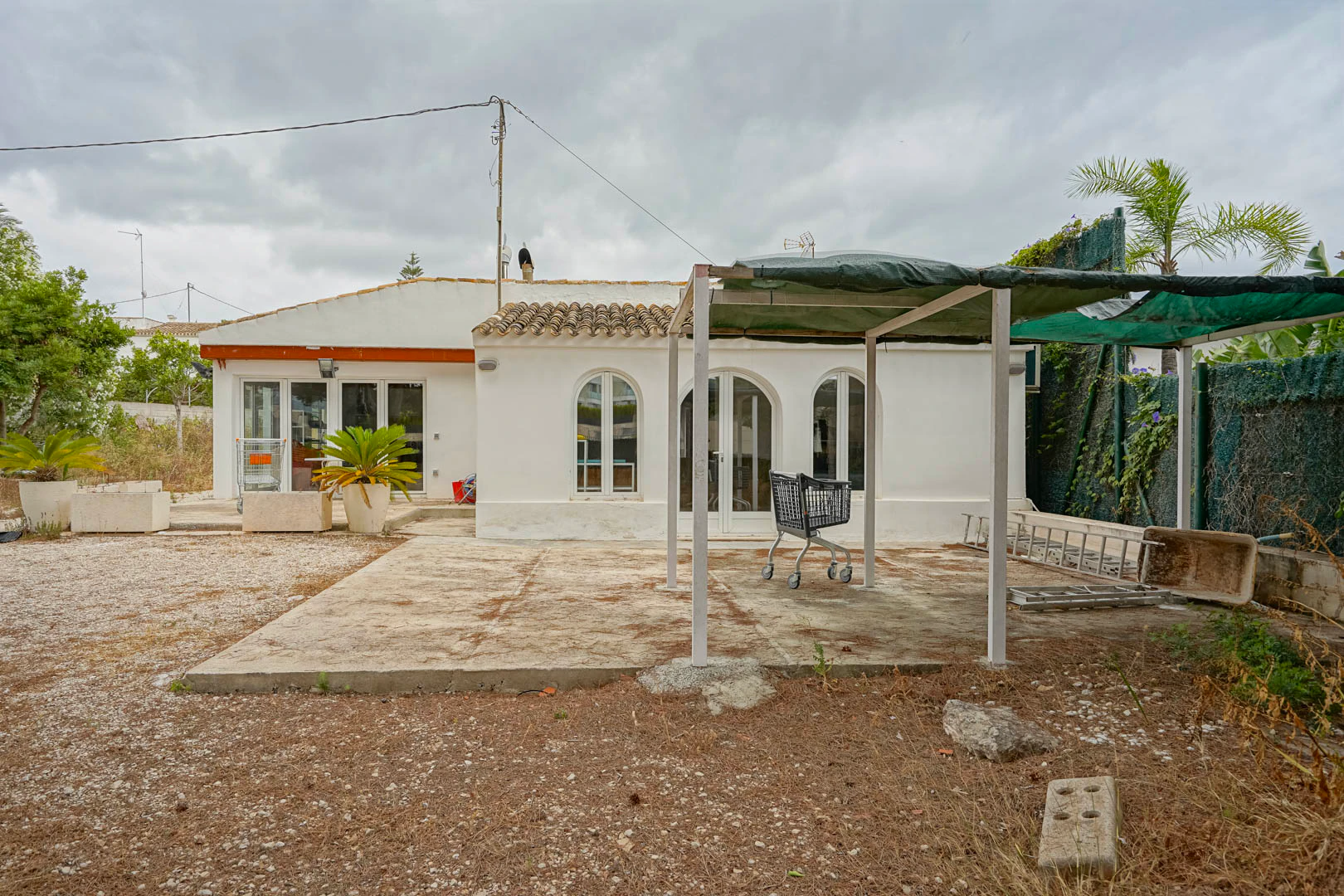 4544JAV - 4544JAV Parcela de 2600 m2 con casa en venta a poca distancia de la playa de arena en Jávea
