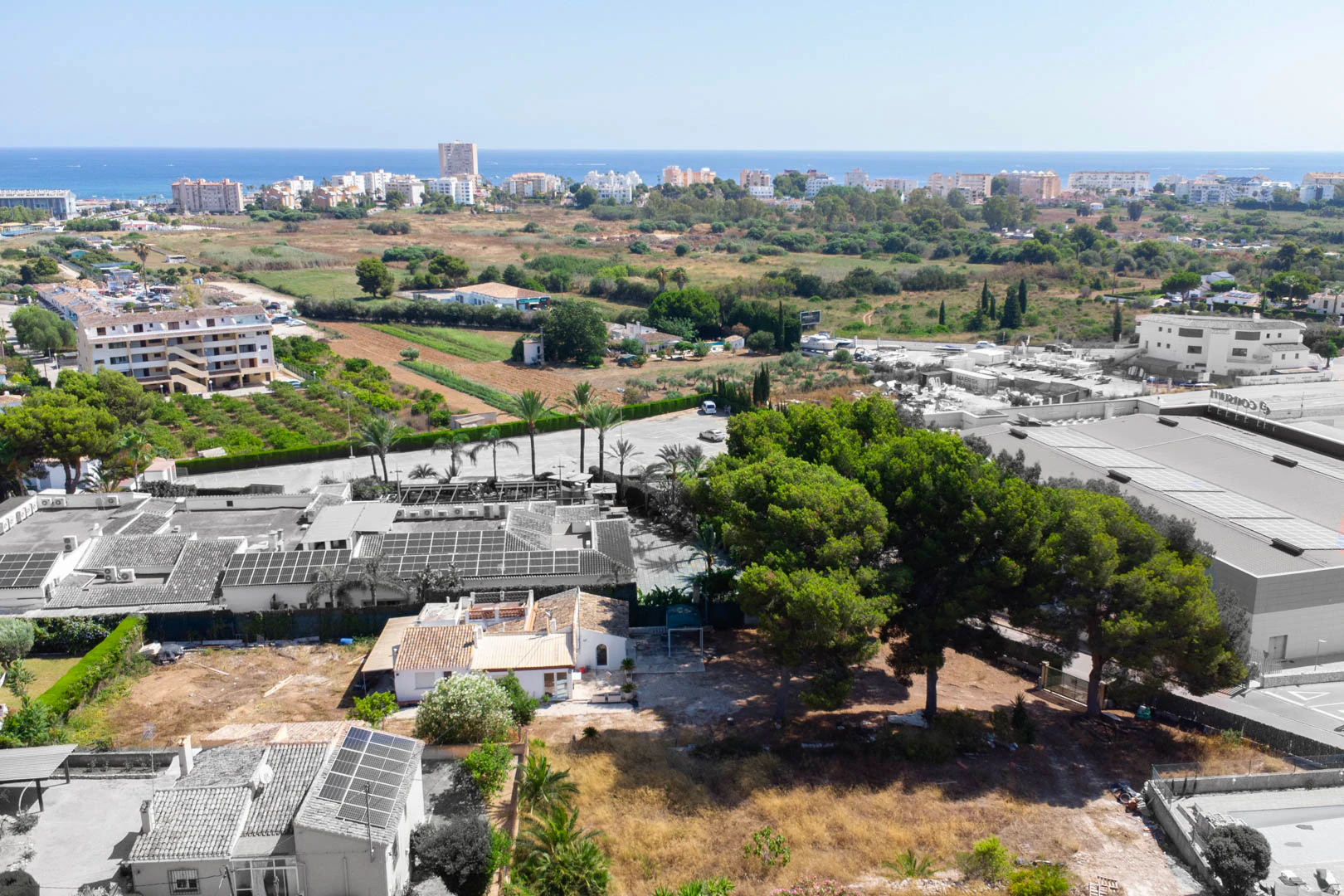 4544JAV - 4544JAV Parcela de 2600 m2 con casa en venta a poca distancia de la playa de arena en Jávea