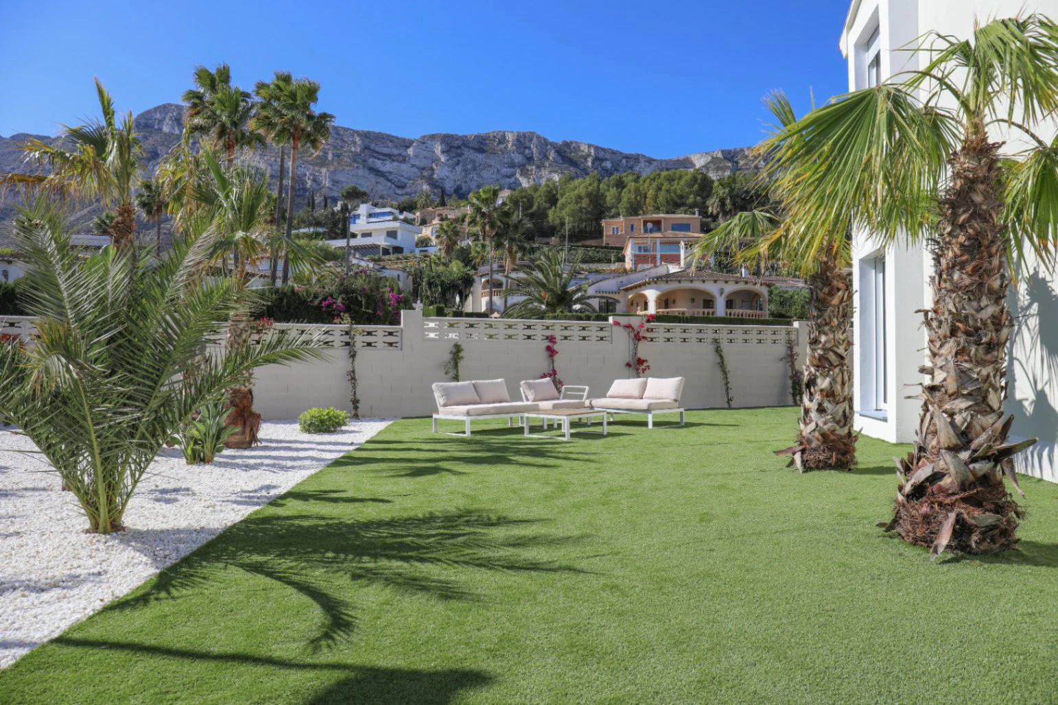 4685 - Apartamento a la venta en Denia, complejo con piscina y parking