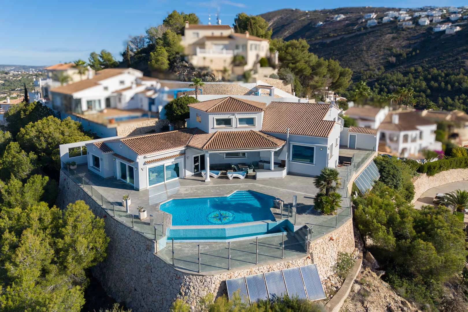 9005MOR - 9005MOR Villa moderna con espectaculares vistas al mar a la venta en Moraira.