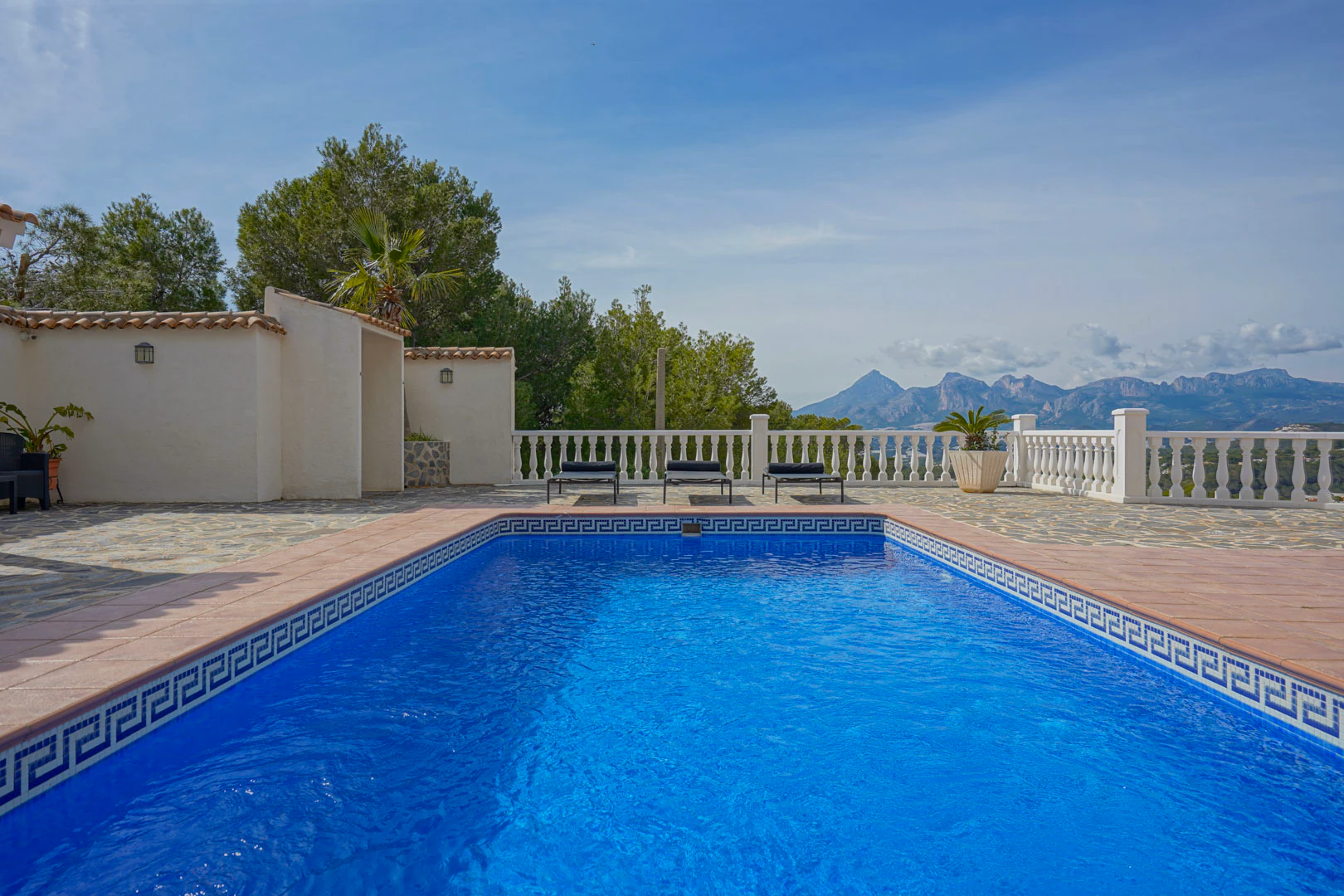 C3XY4484ALT - C3XY4484ALT Belle villa traditionnelle située à Alhama Springs, Altea