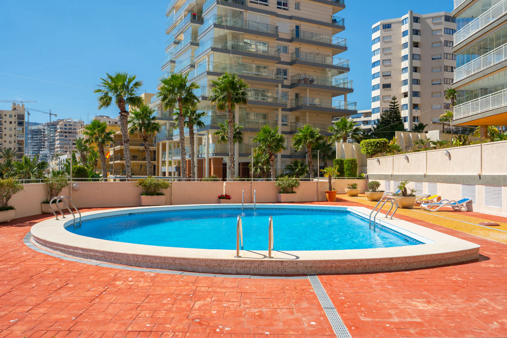 C4XY4657CAL - C4XY45657CAL Dos áticos contiguos en primera línea con vistas panorámicas al mar y posibilidad de unión en venta en Calpe.