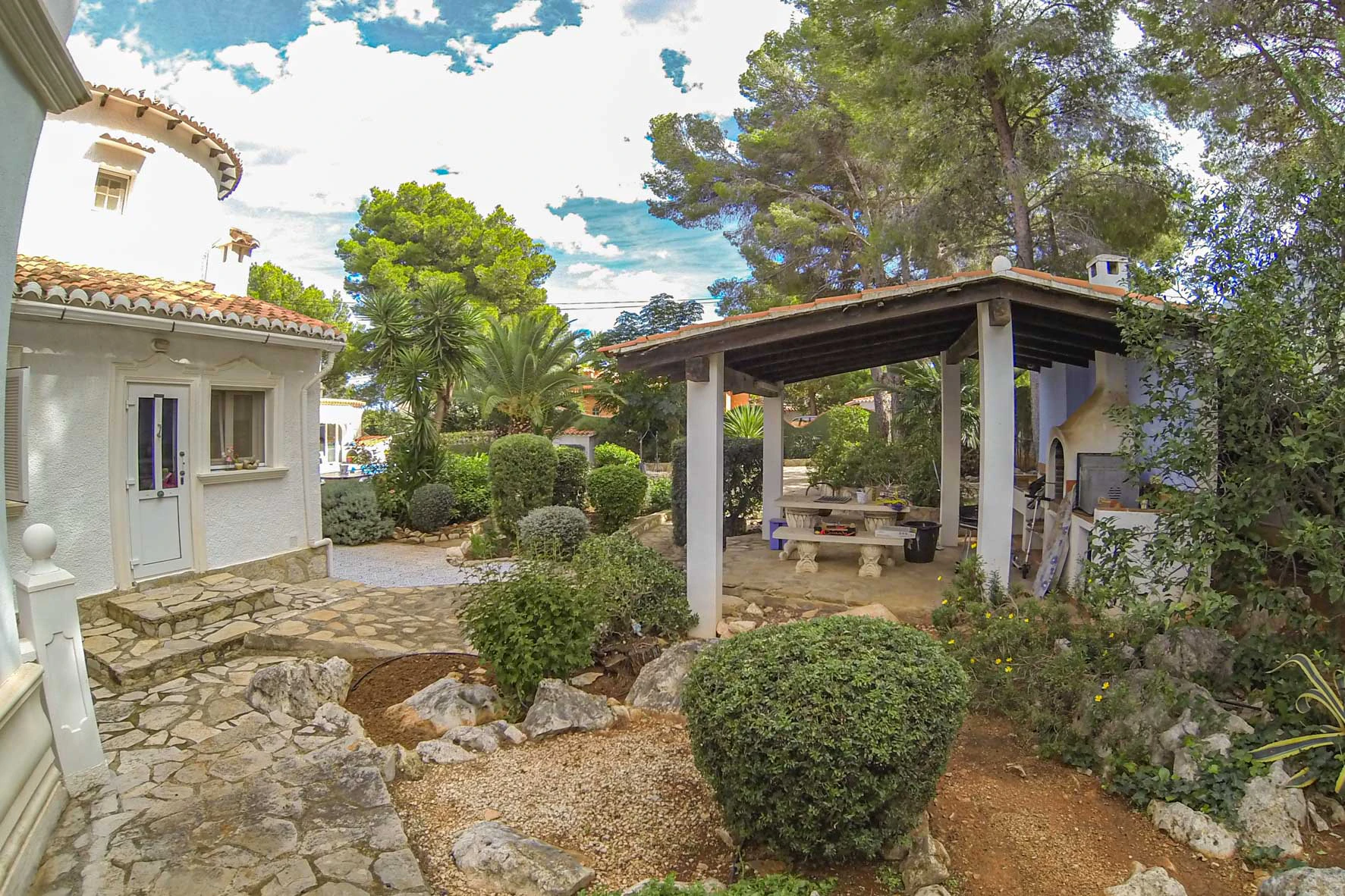 8034DEN - 8034DEN Villa con vistas parciales al mar a la venta en El Montgó, Denia.