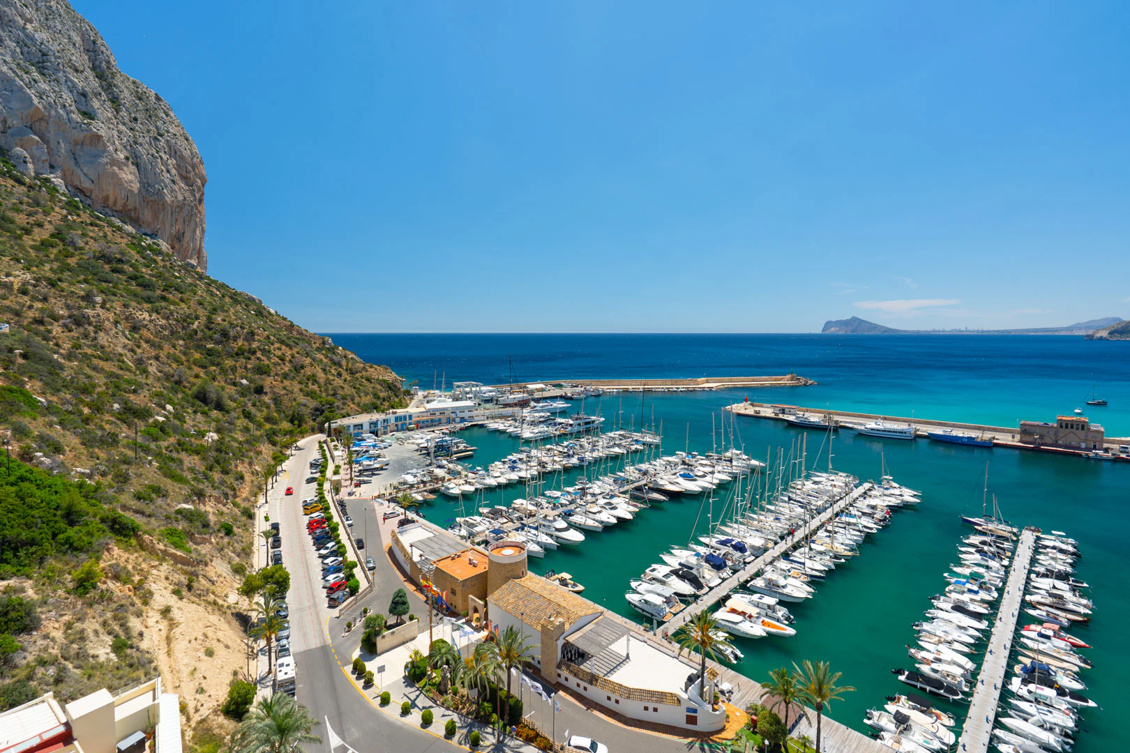 C4XY4657CAL - C4XY45657CAL Dos áticos contiguos en primera línea con vistas panorámicas al mar y posibilidad de unión en venta en Calpe.