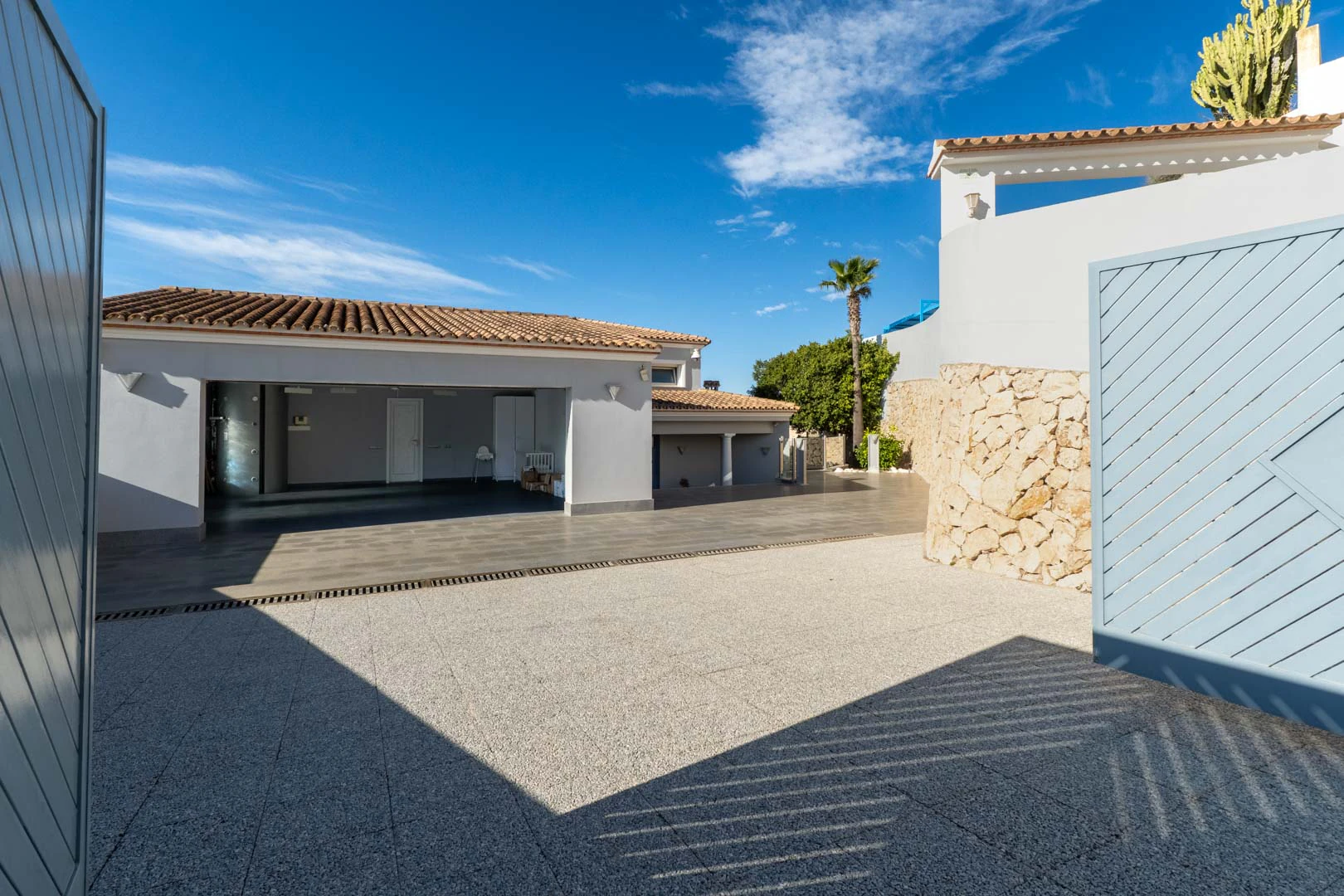 9005MOR - 9005MOR Villa moderna con espectaculares vistas al mar a la venta en Moraira.