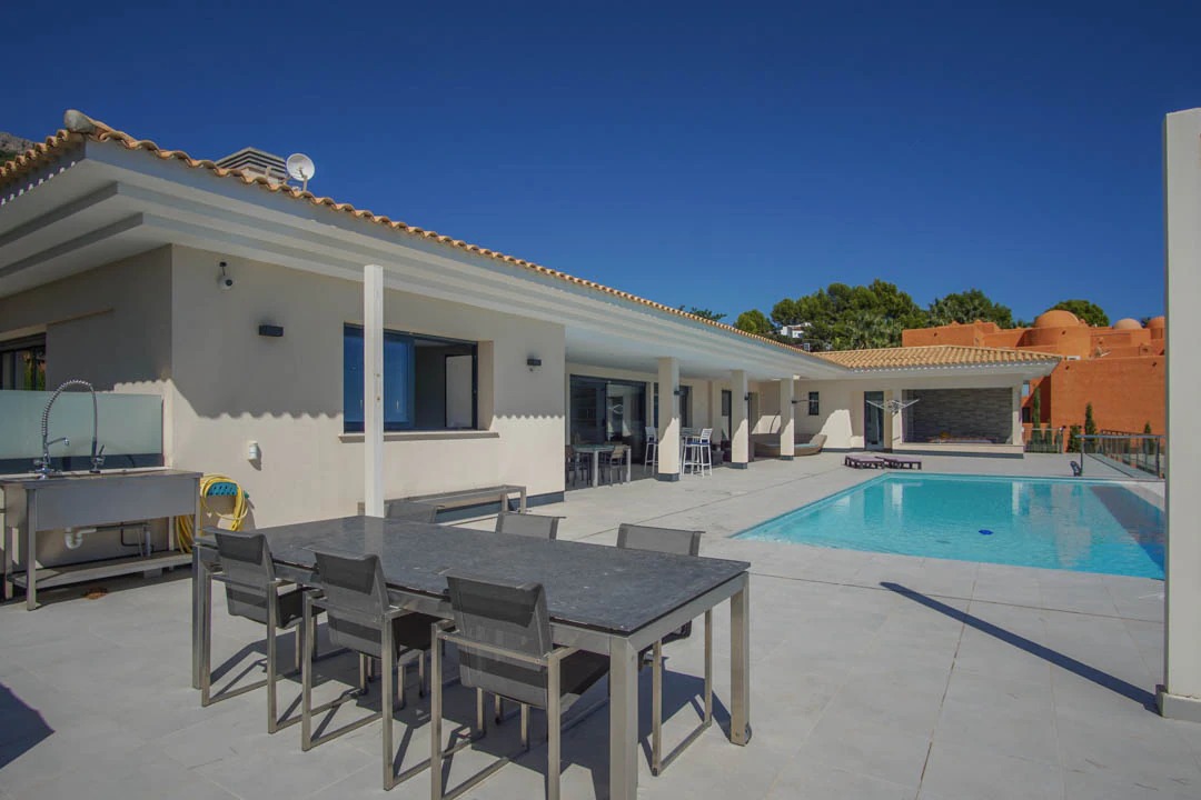C3XY7000ALT - C3XY7000ALT Amplia villa en venta con vistas al mar en Altea