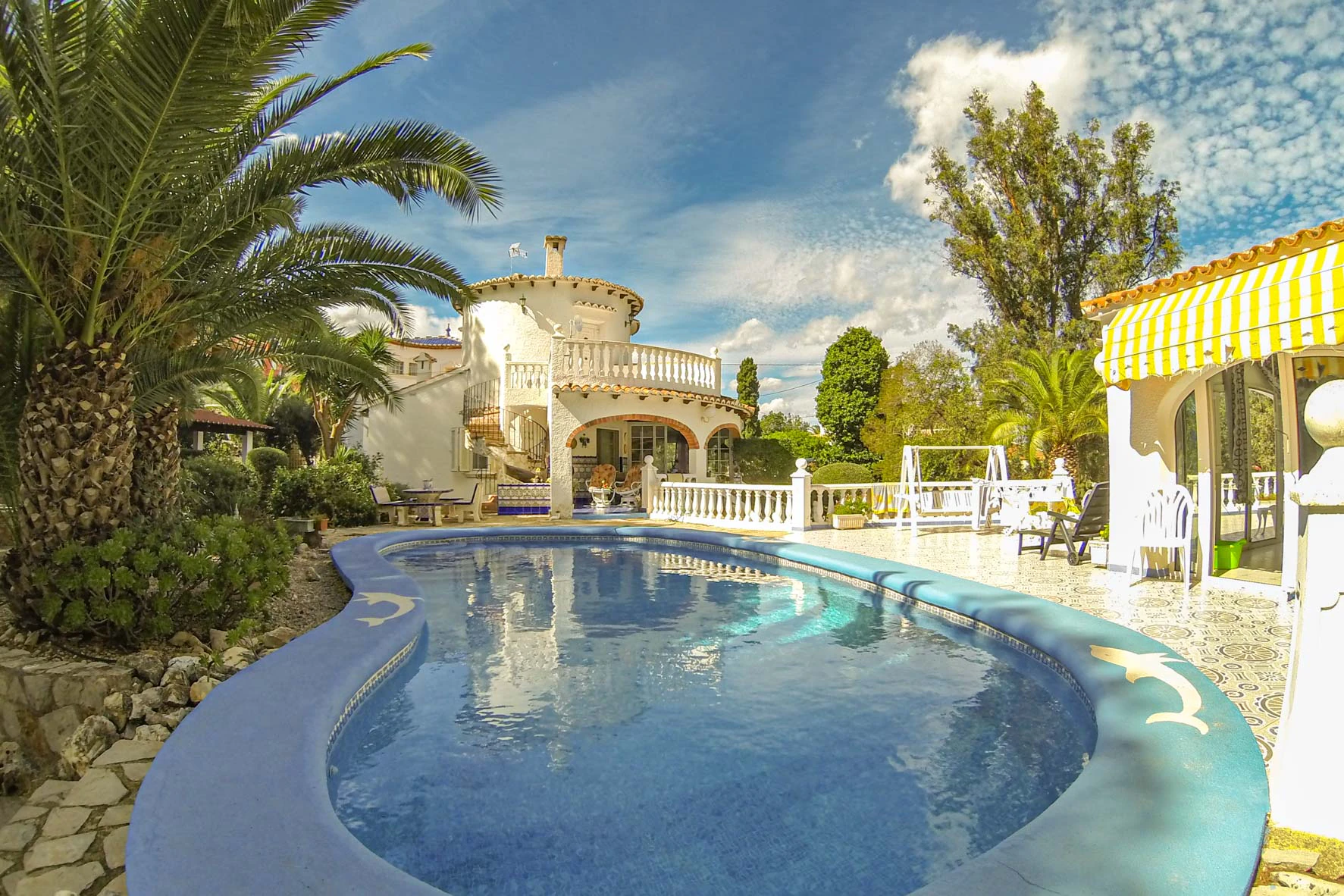 8034DEN - 8034DEN Villa con vistas parciales al mar a la venta en El Montgó, Denia.