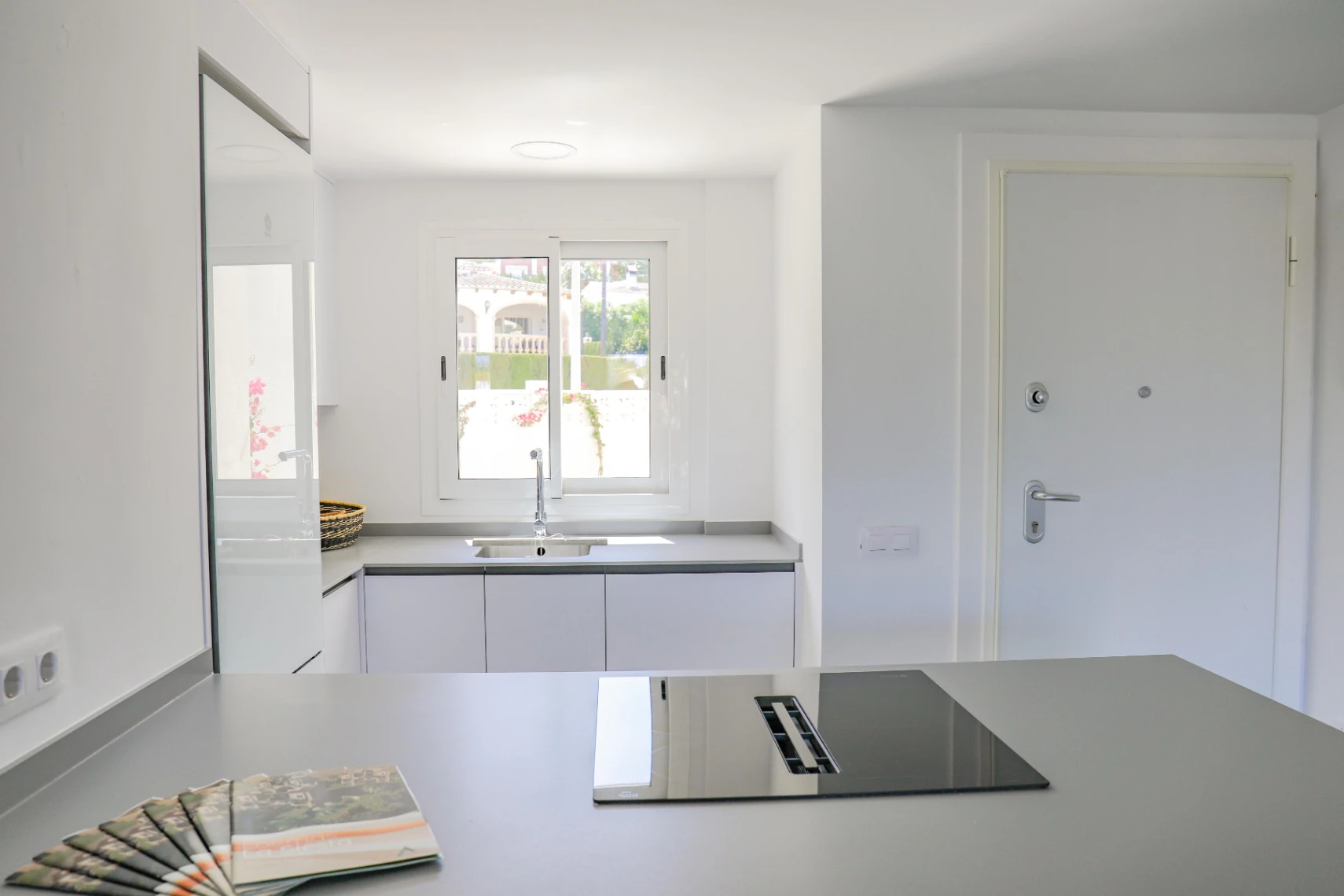 4685 - Appartement à vendre à Denia, complexe avec piscine et parking
