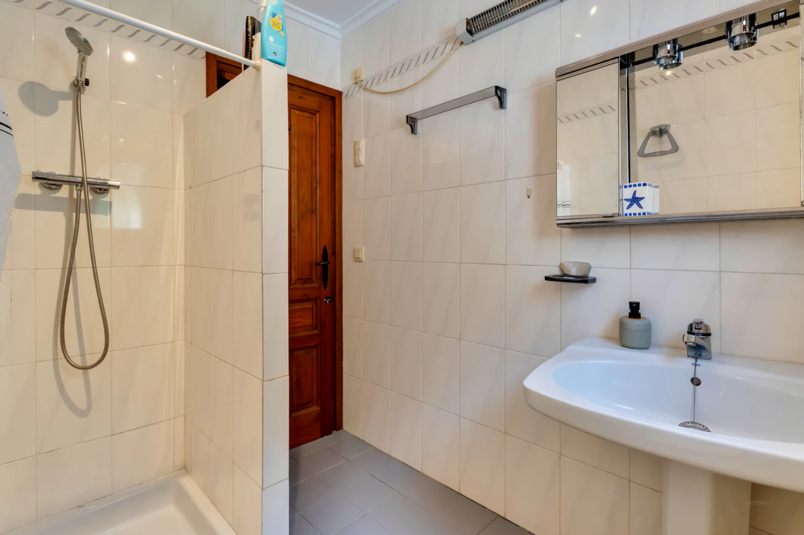 4890 - Propiedad con gran potencial de ampliación en una tranquila zona de Jávea