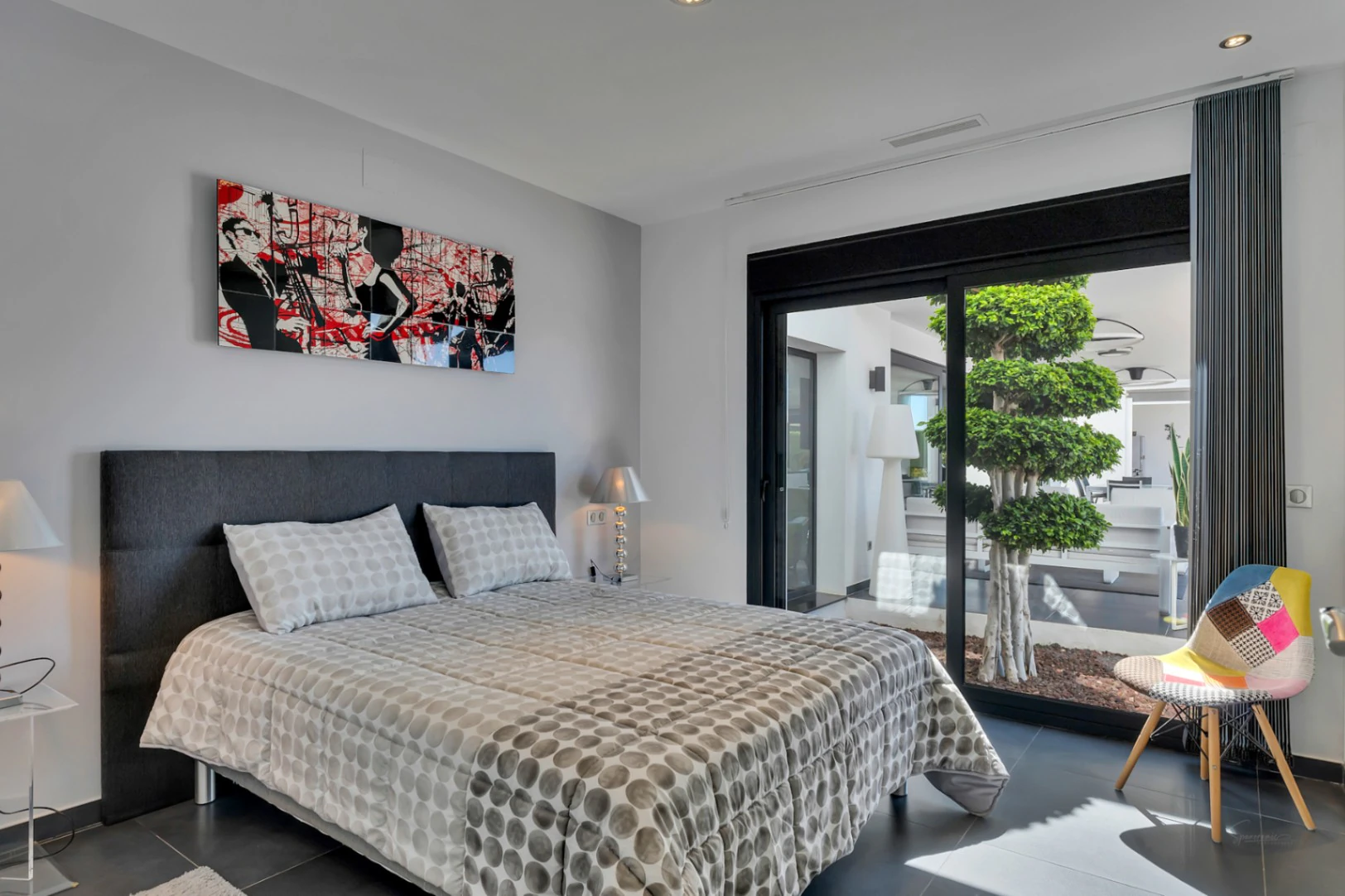 4870 - Exclusiva villa moderna con impresionantes vistas abiertas en una demandada zona de Jávea