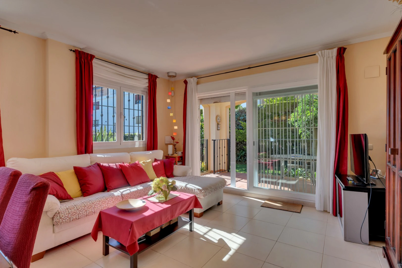 4837 - Appartement de 5 chambres avec grand jardin situé dans un emplacement privilégié à Jávea.