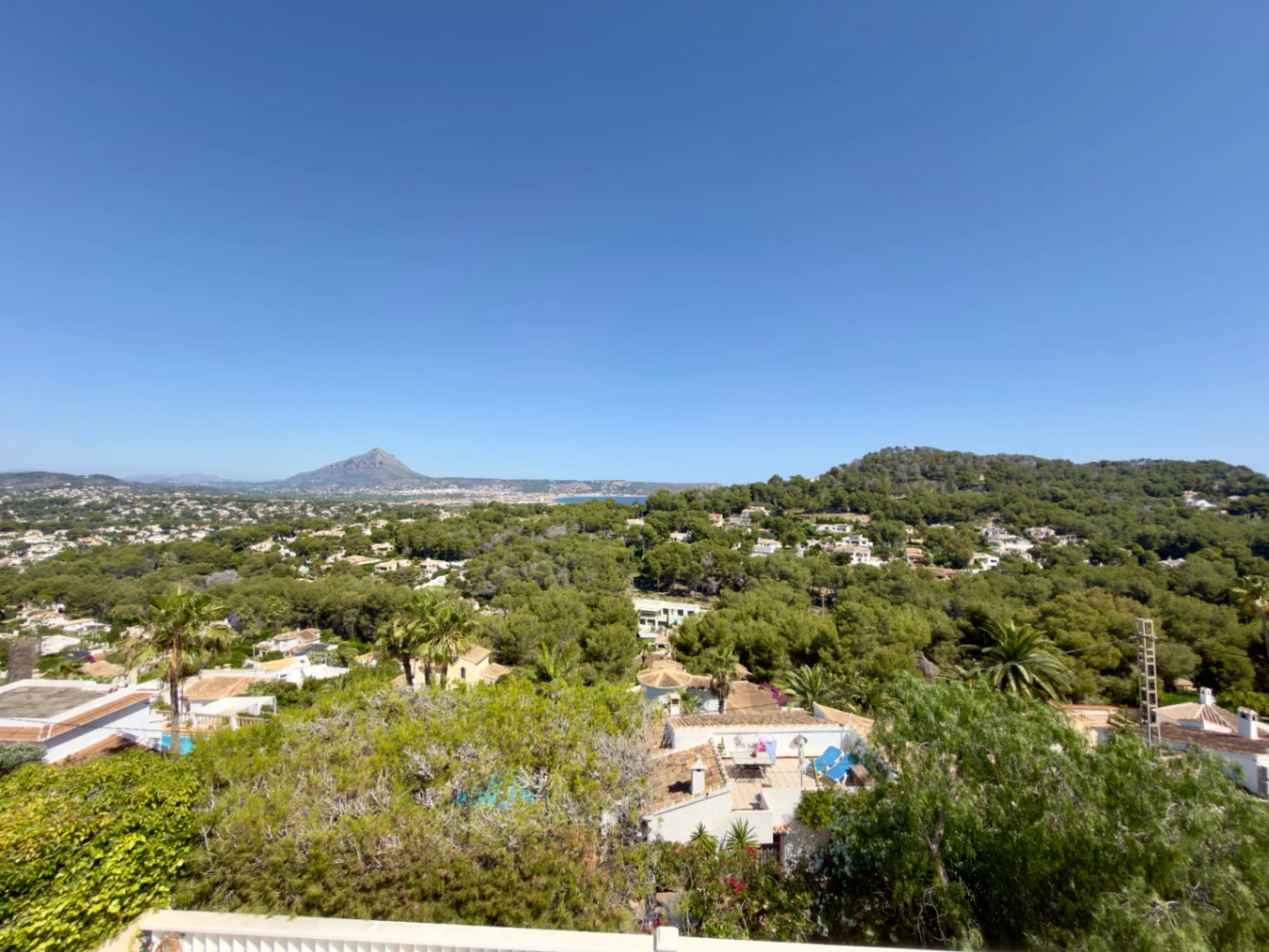 CRDS381884 - Spektakuläres freistehendes Chalet in Jávea mit Meer- und Montgó-Blick