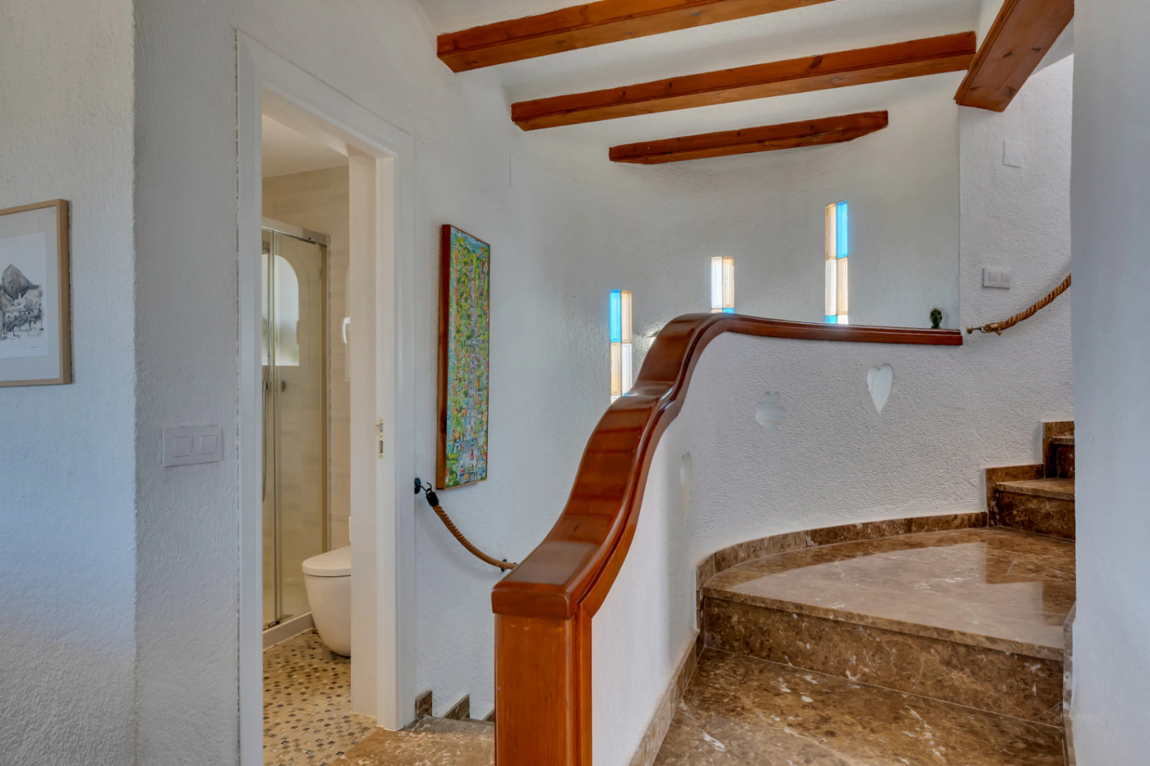 4883 - Uitzonderlijk pand in een exclusieve omgeving met panoramisch uitzicht op zee