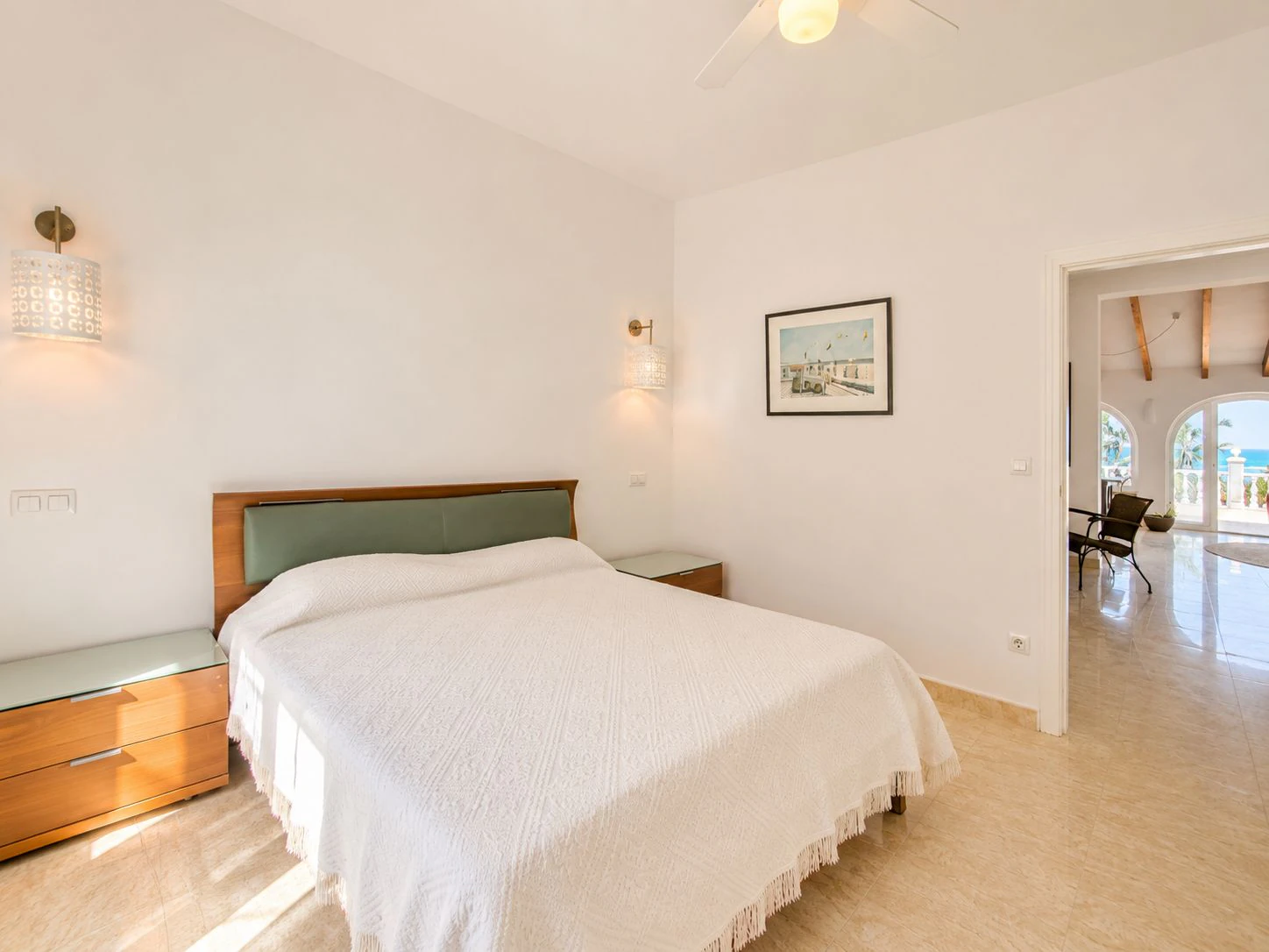Villa con apartamento de invitados y vistas al mar en Dénia