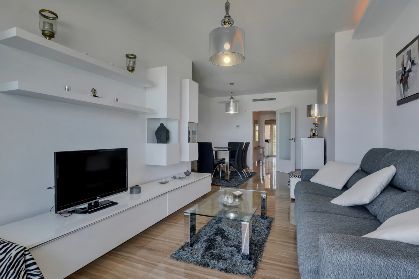 4902 - Apartamento en privilegia ubicacion con impresionantes vistas mar