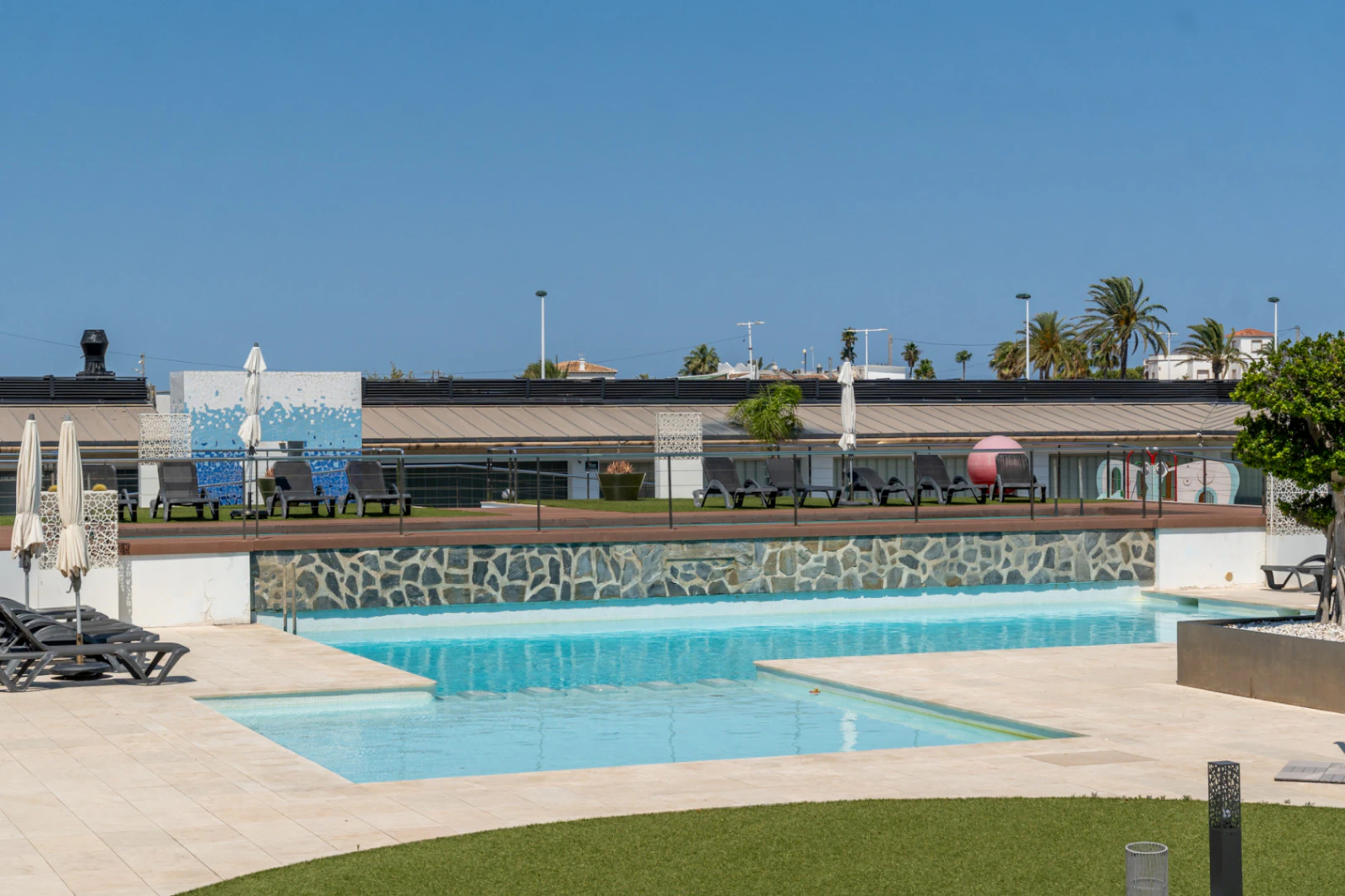 4902 - Apartamento en privilegia ubicacion con impresionantes vistas mar