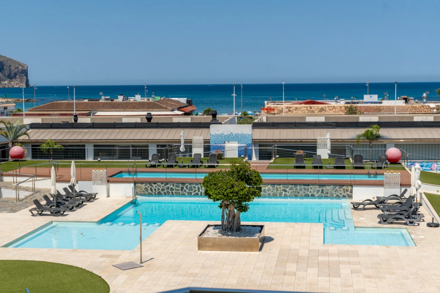 4902 - Apartamento en privilegia ubicacion con impresionantes vistas mar