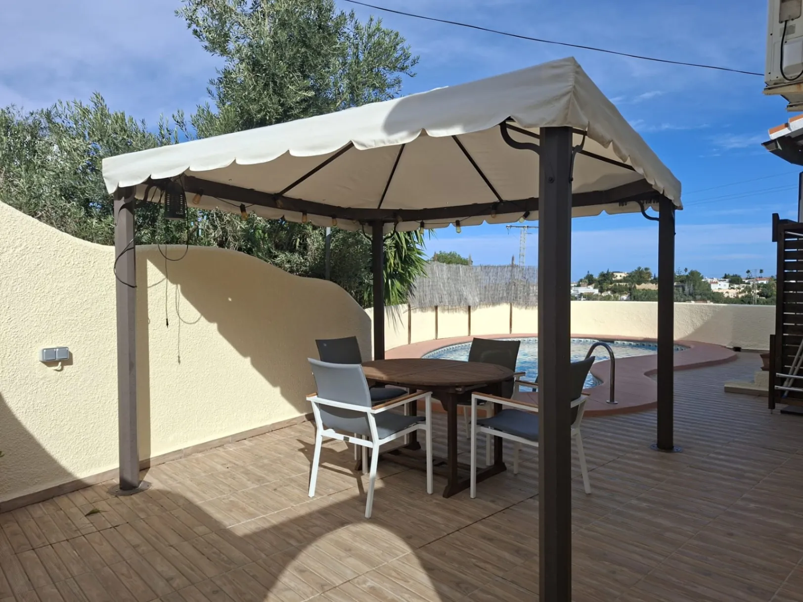 Chalet met zeezicht in de bergen van Denia