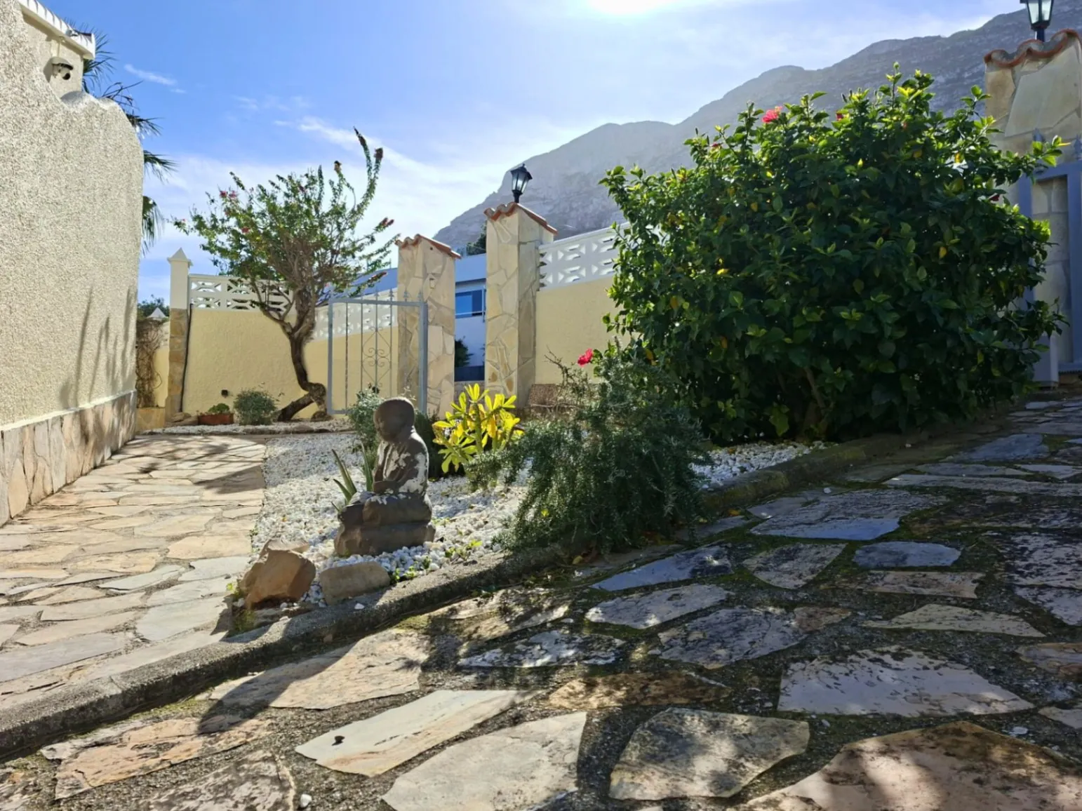 Chalet met zeezicht in de bergen van Denia