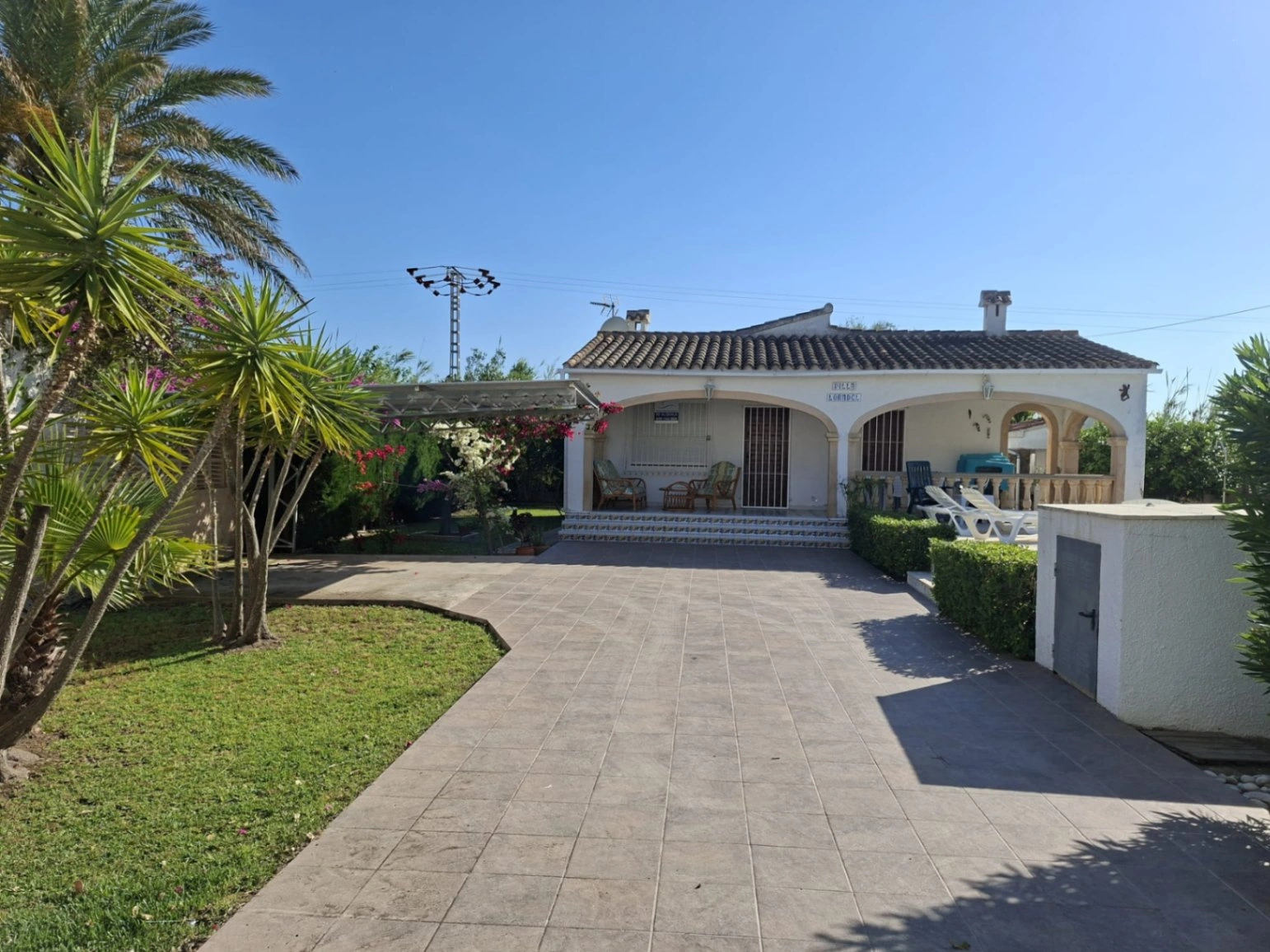 Strandvilla met privézwembad in Oliva