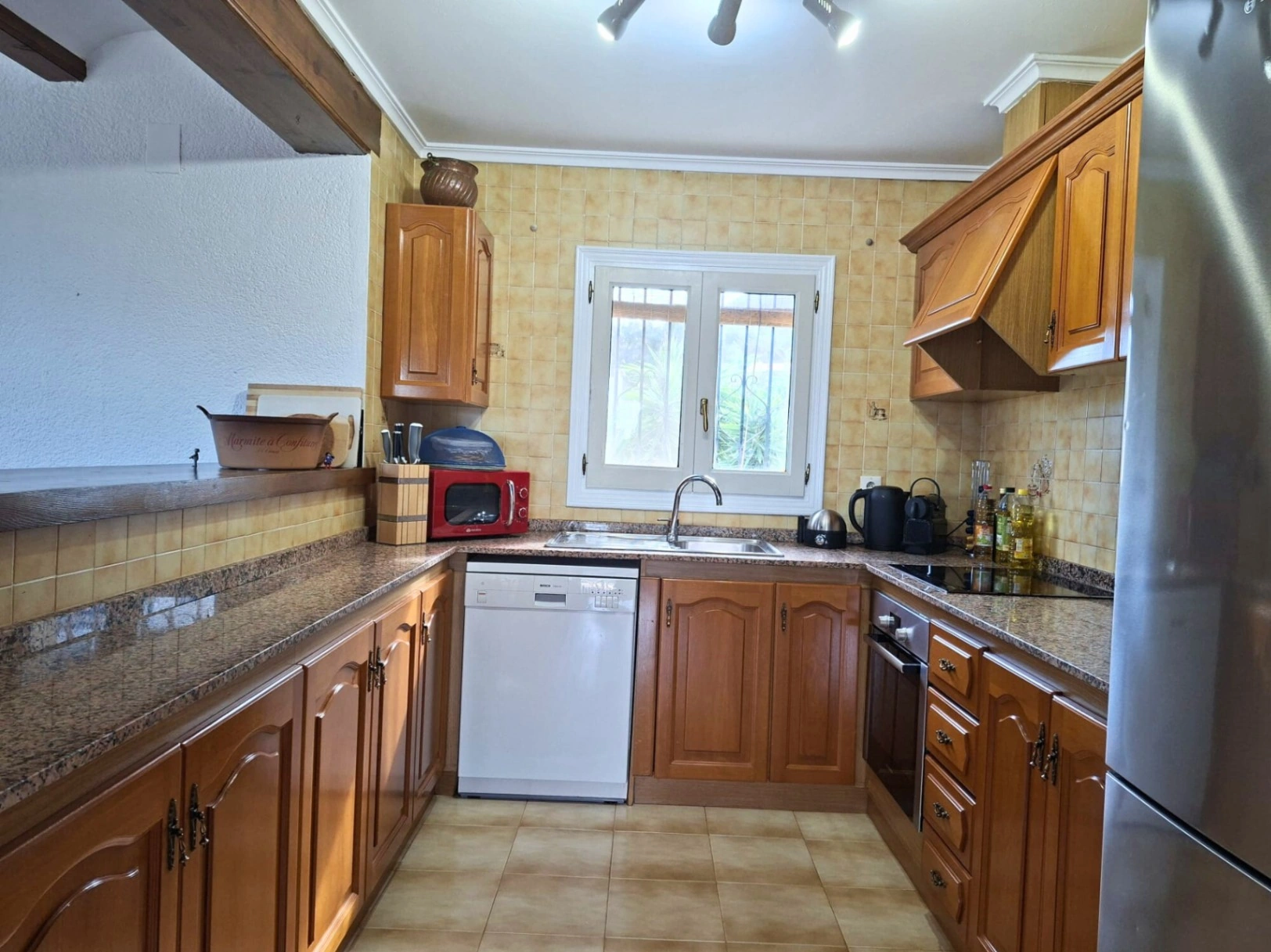 Chalet met zeezicht in de bergen van Denia