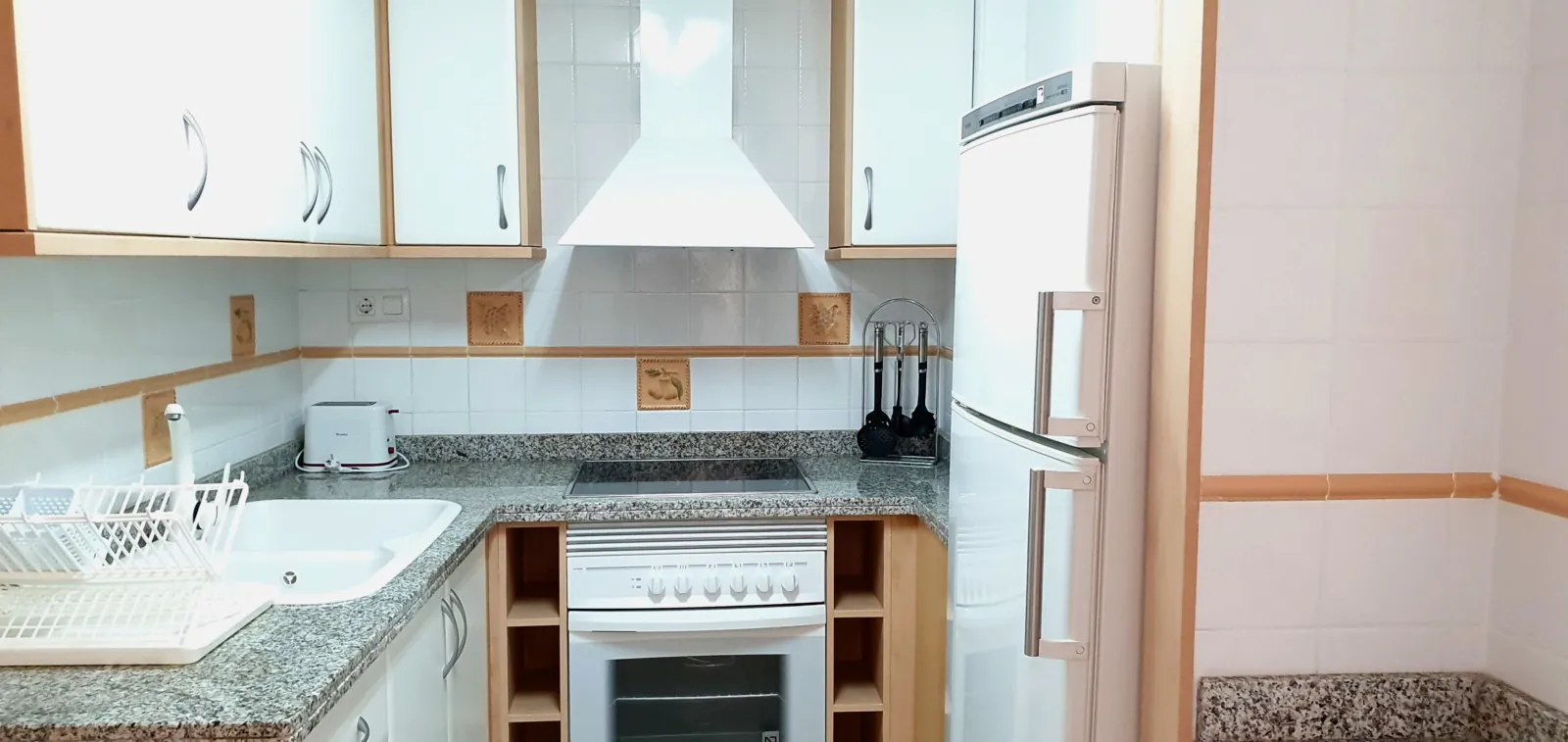 Apartamento con vistas al mar a 100 mts de la playa junto casco urbano
