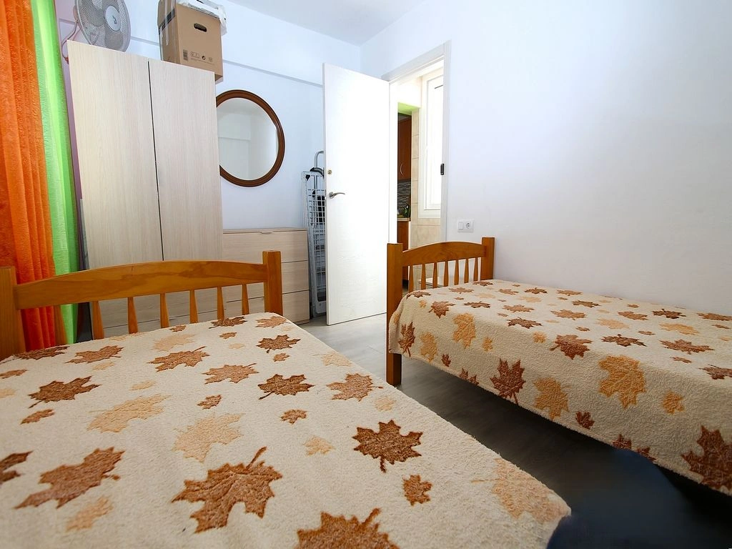 Piso con 3 dormitorios en venta  Denia