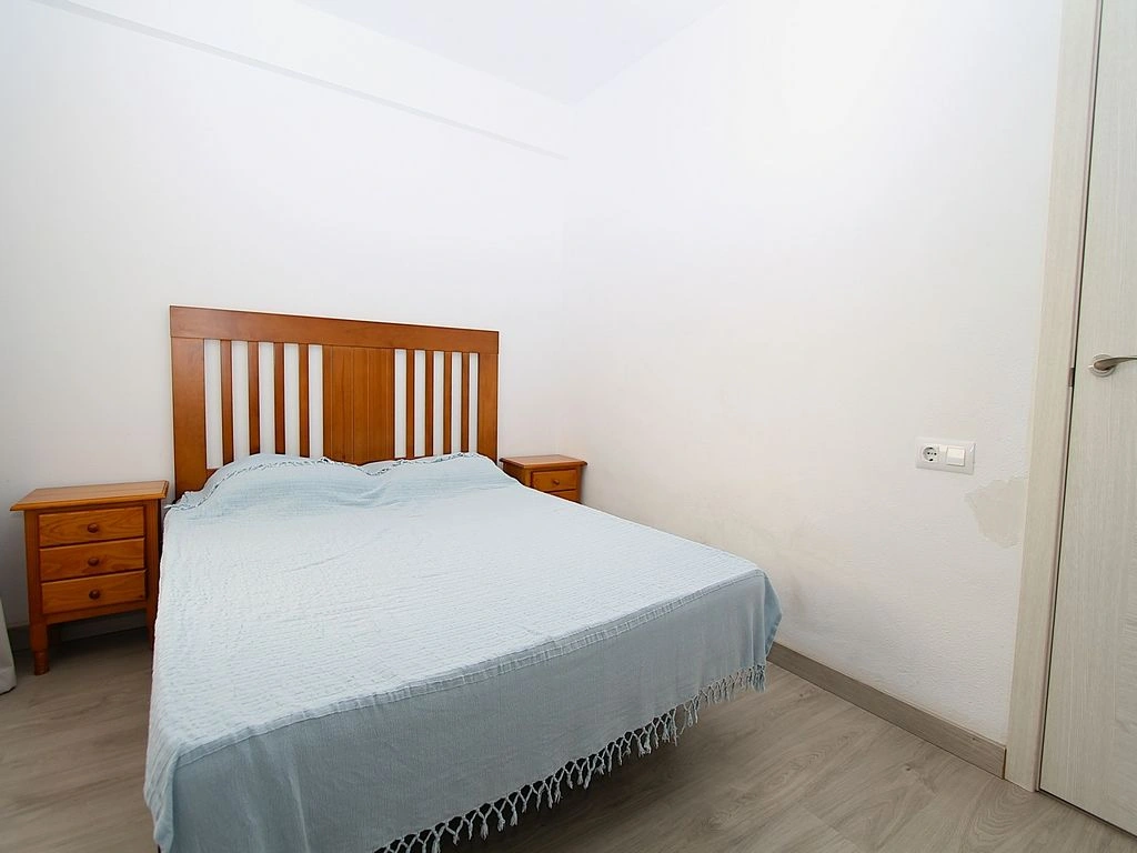 Piso con 3 dormitorios en venta  Denia
