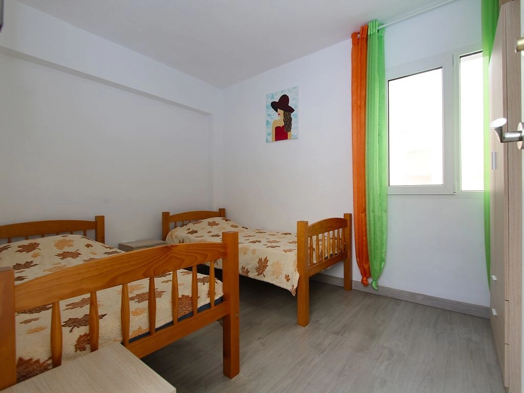 Piso con 3 dormitorios en venta  Denia