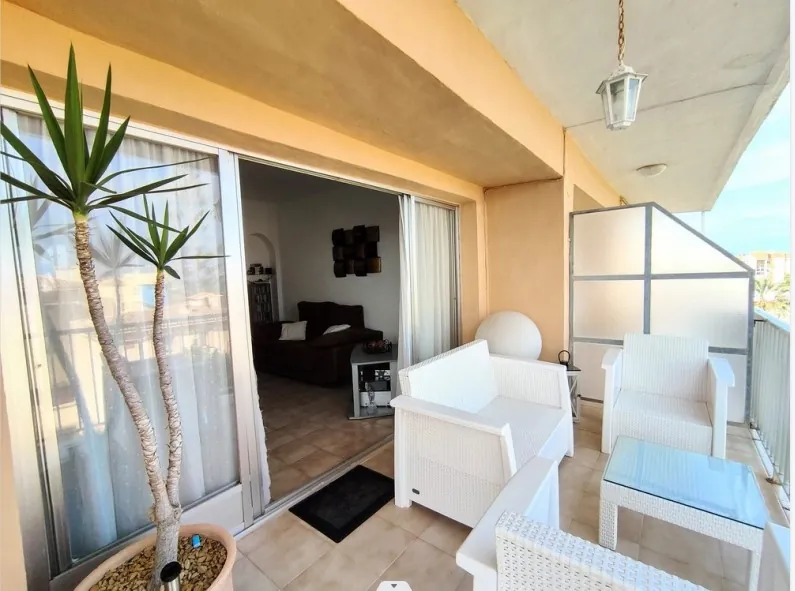 Penthouse à vendre sur la plage de Denia avec vue sur la mer