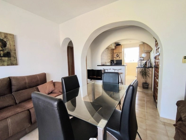 Penthouse à vendre sur la plage de Denia avec vue sur la mer