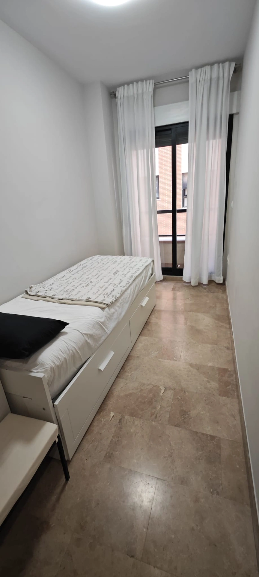 WOHNUNG ZUM SOFORT EINZIEHEN IN DER NÄHE DES HAFENS UND ZENTRUMS VON DENIA
