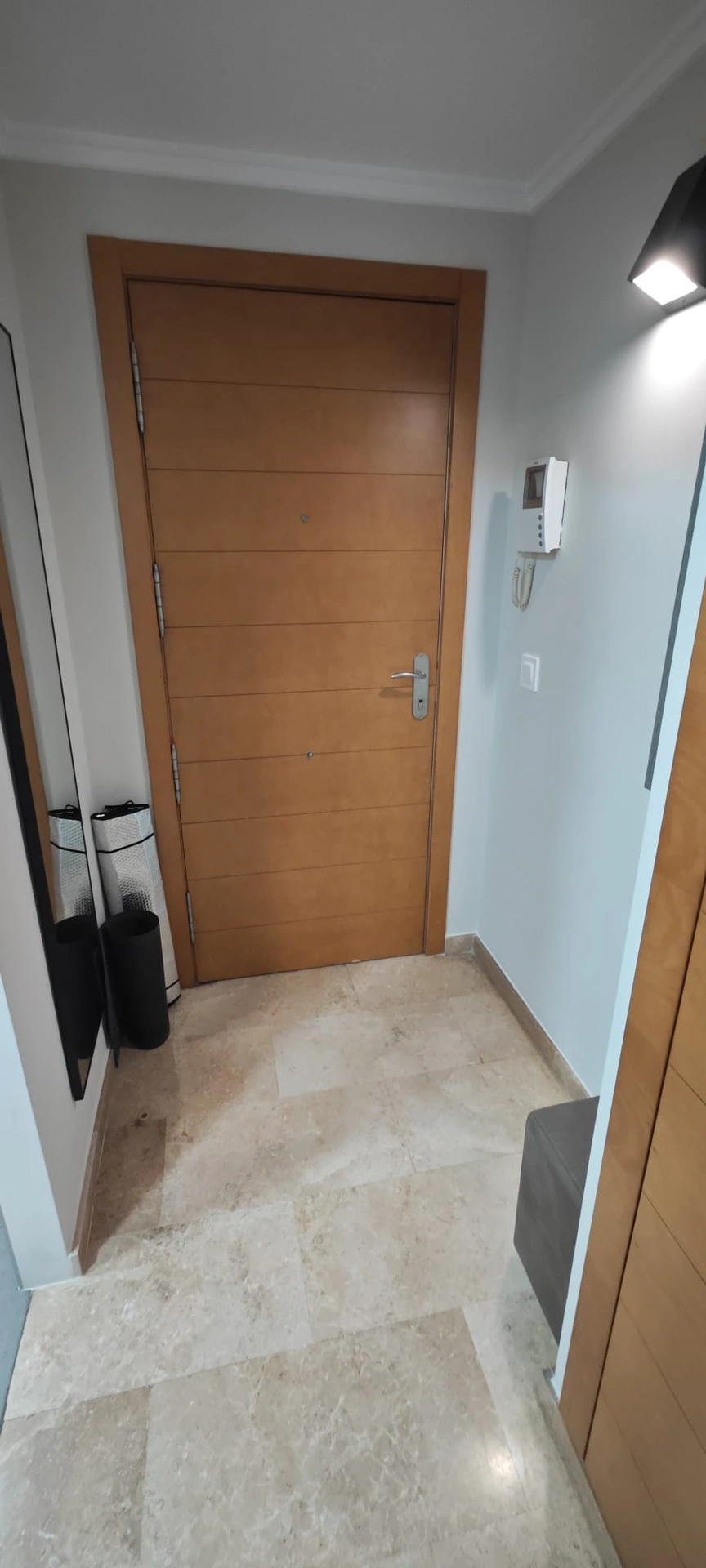 WOHNUNG ZUM SOFORT EINZIEHEN IN DER NÄHE DES HAFENS UND ZENTRUMS VON DENIA