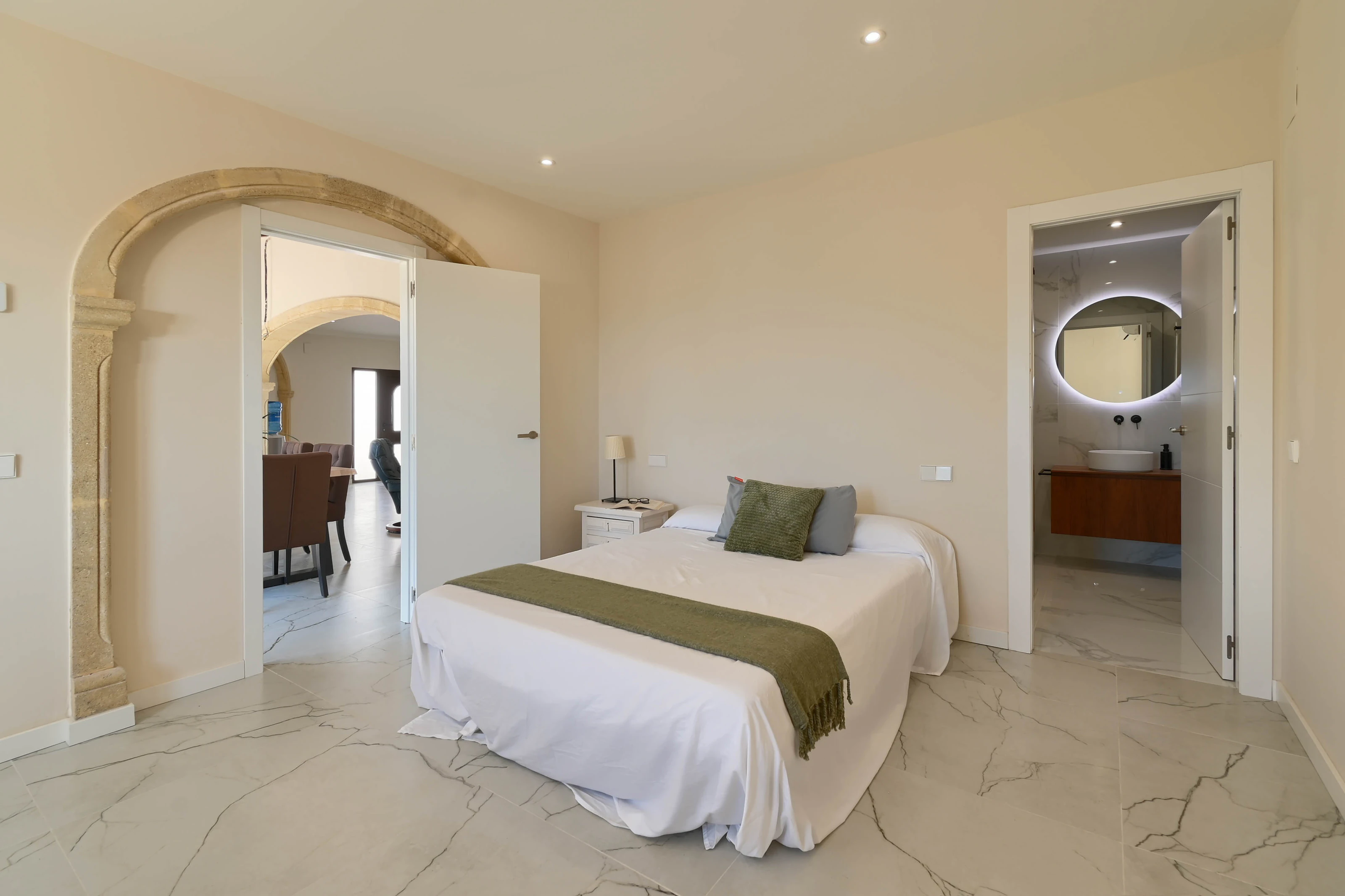 DEUX VILLAS + APPARTEMENT D'INVITÉS. MORAIRA. VUES SUR LA MER