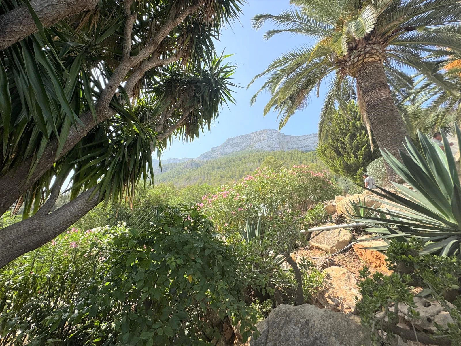 Villa con encanto y vistas al mar. Lista para entrar a vivir
