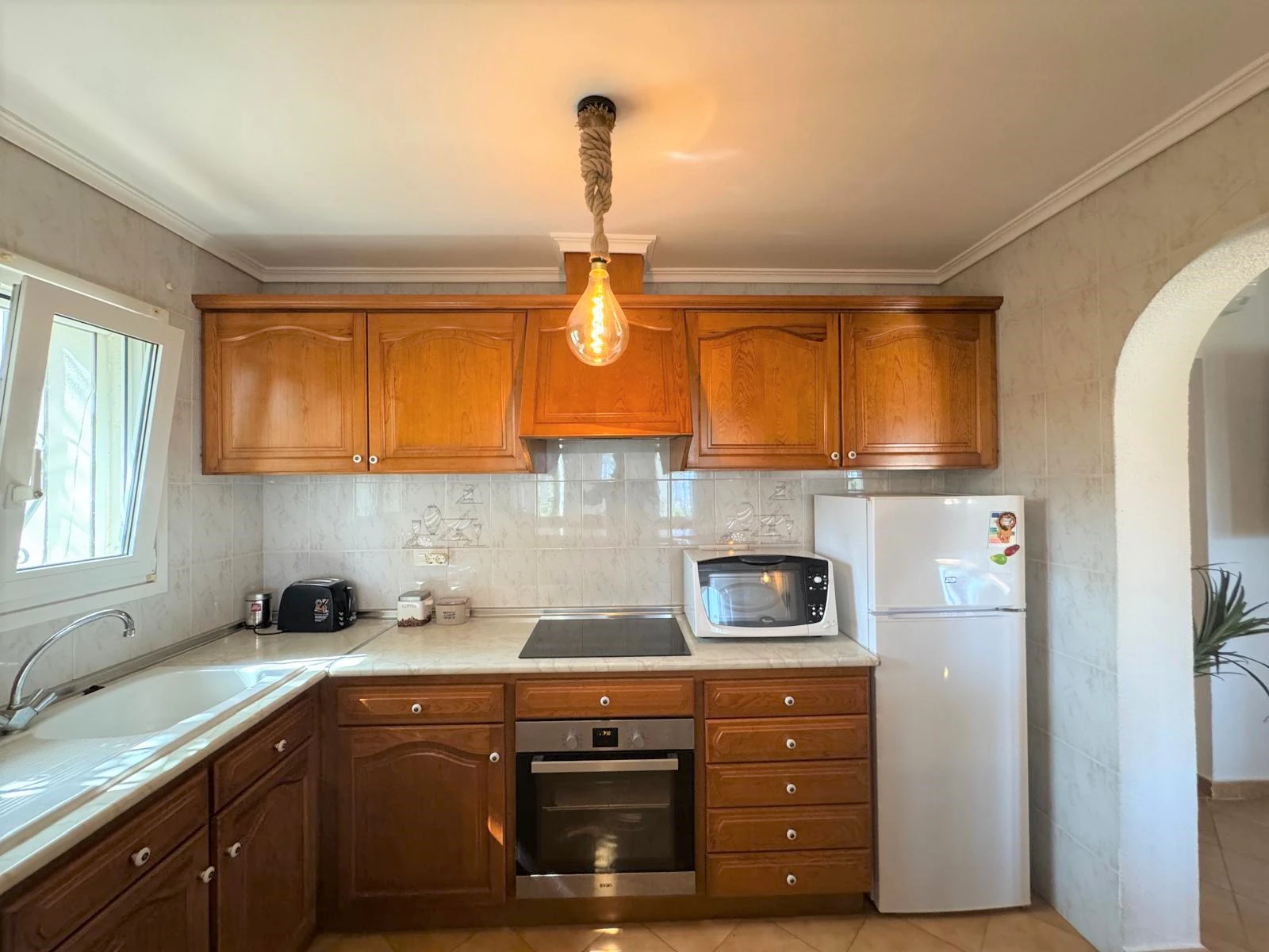 Villa con encanto y vistas al mar. Lista para entrar a vivir