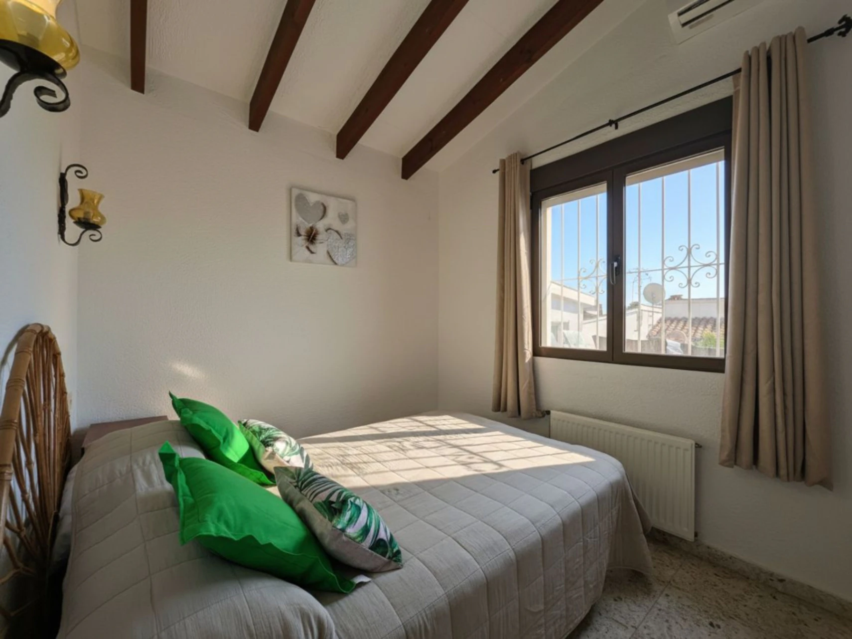 CASA LUCHA - MORAIRA
