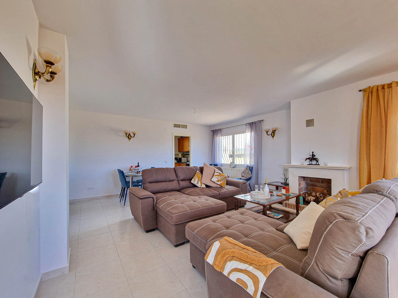 SUMMER HOLIDAY RENTAL