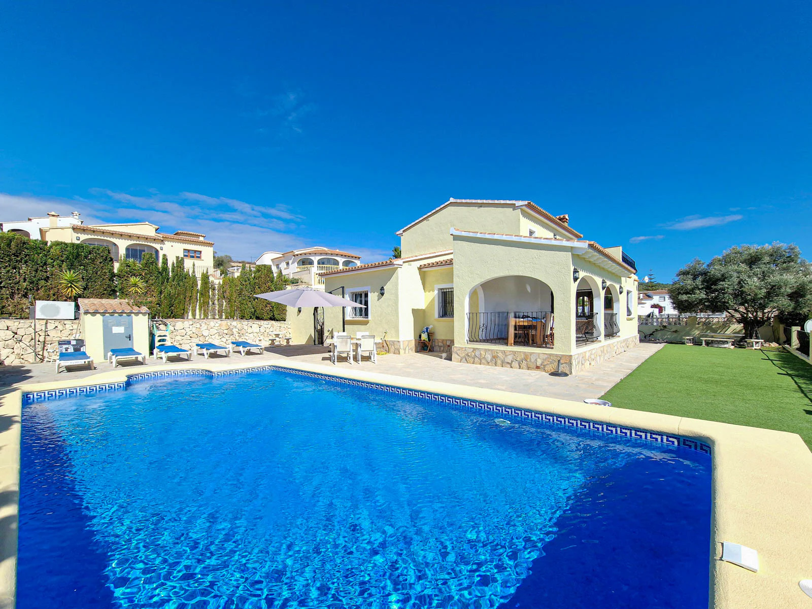 SUMMER HOLIDAY RENTAL