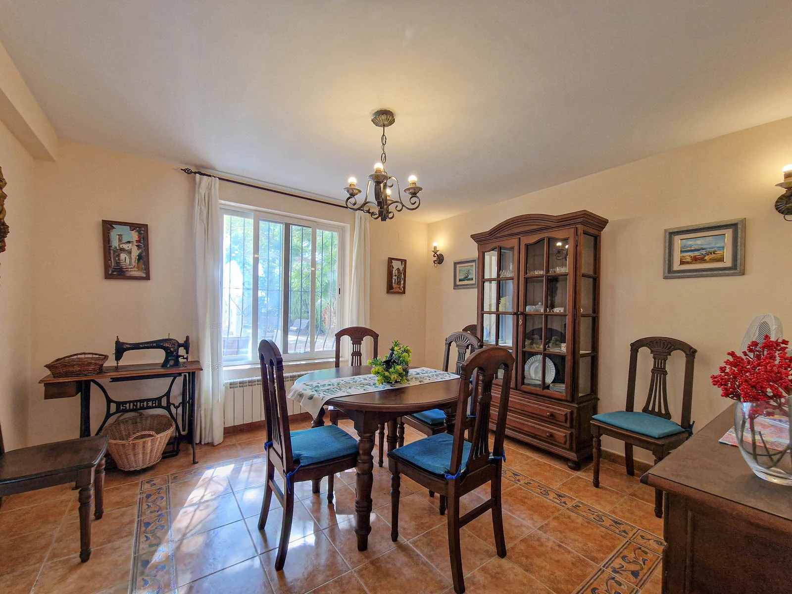SUMMER RENTAL APARTMENT WITH PRIVATE POOL