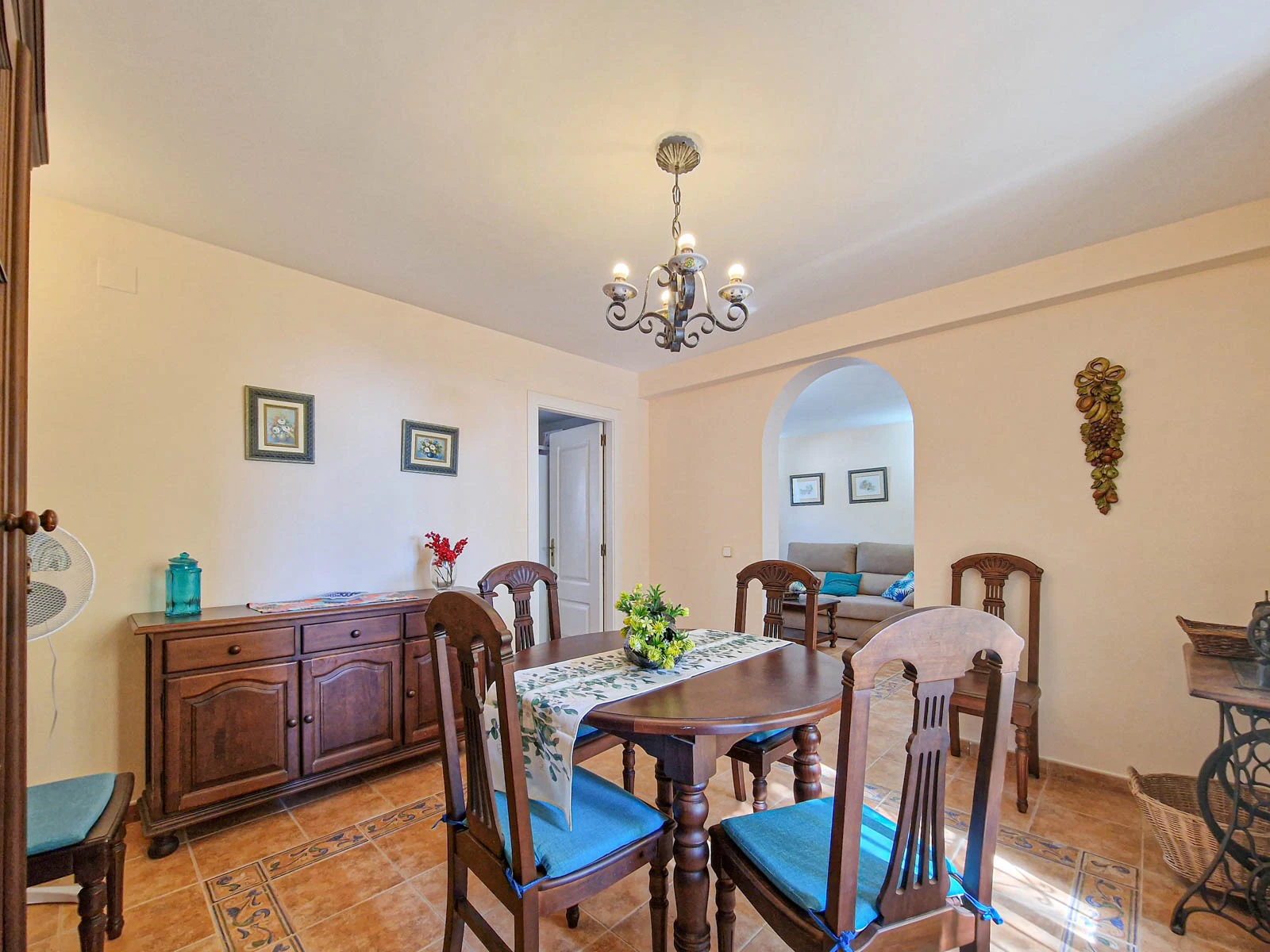 SUMMER RENTAL APARTMENT WITH PRIVATE POOL