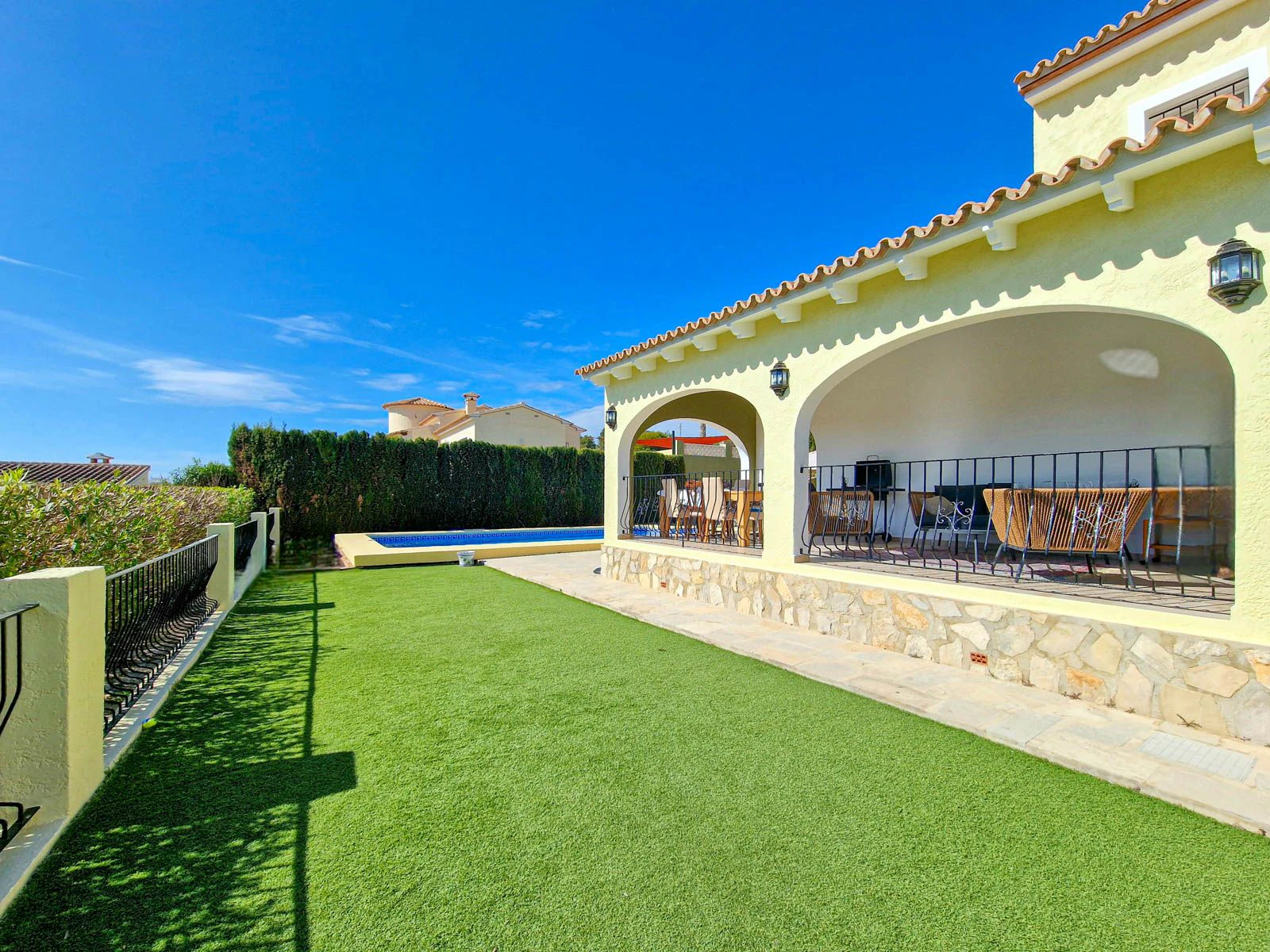 SUMMER HOLIDAY RENTAL