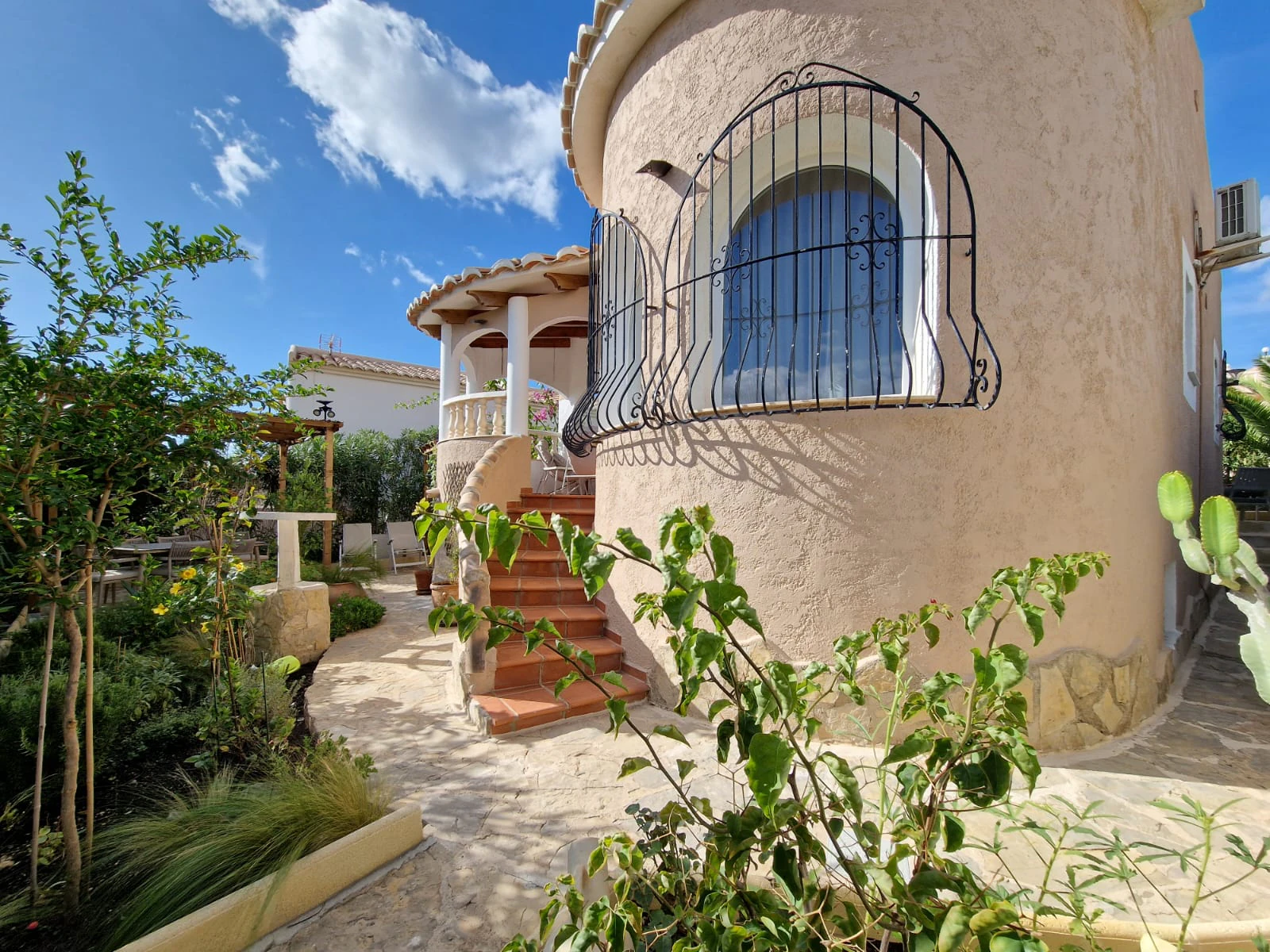 SUMMER RENTAL - PEACEFUL LOCATION
