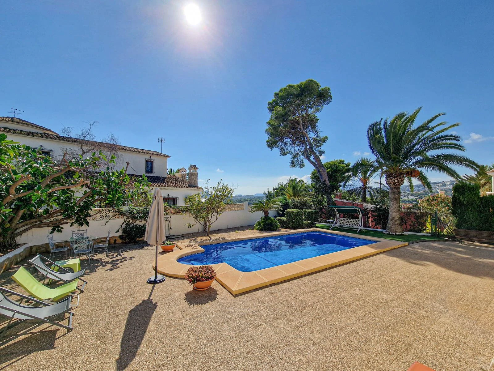 SUMMER RENTAL APARTMENT WITH PRIVATE POOL