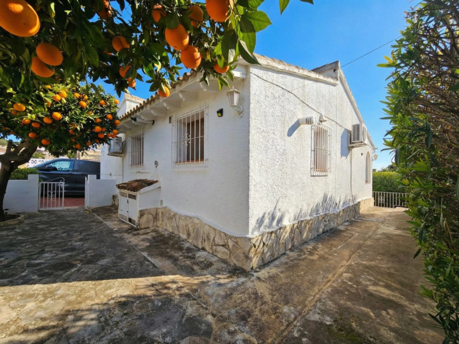 CASA LUCHA - MORAIRA