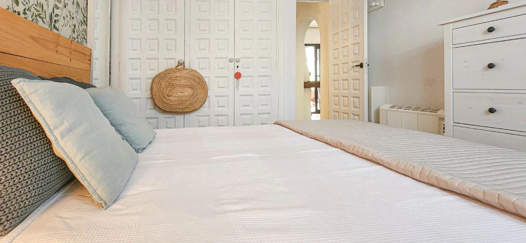 HOLIDAY RENTAL