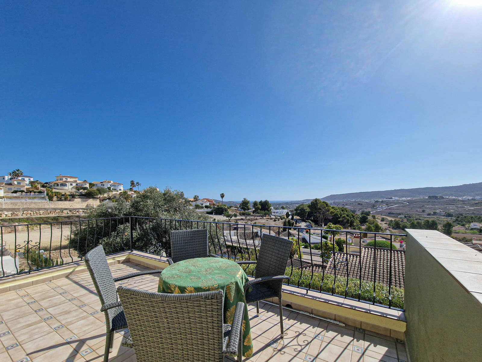 SUMMER HOLIDAY RENTAL